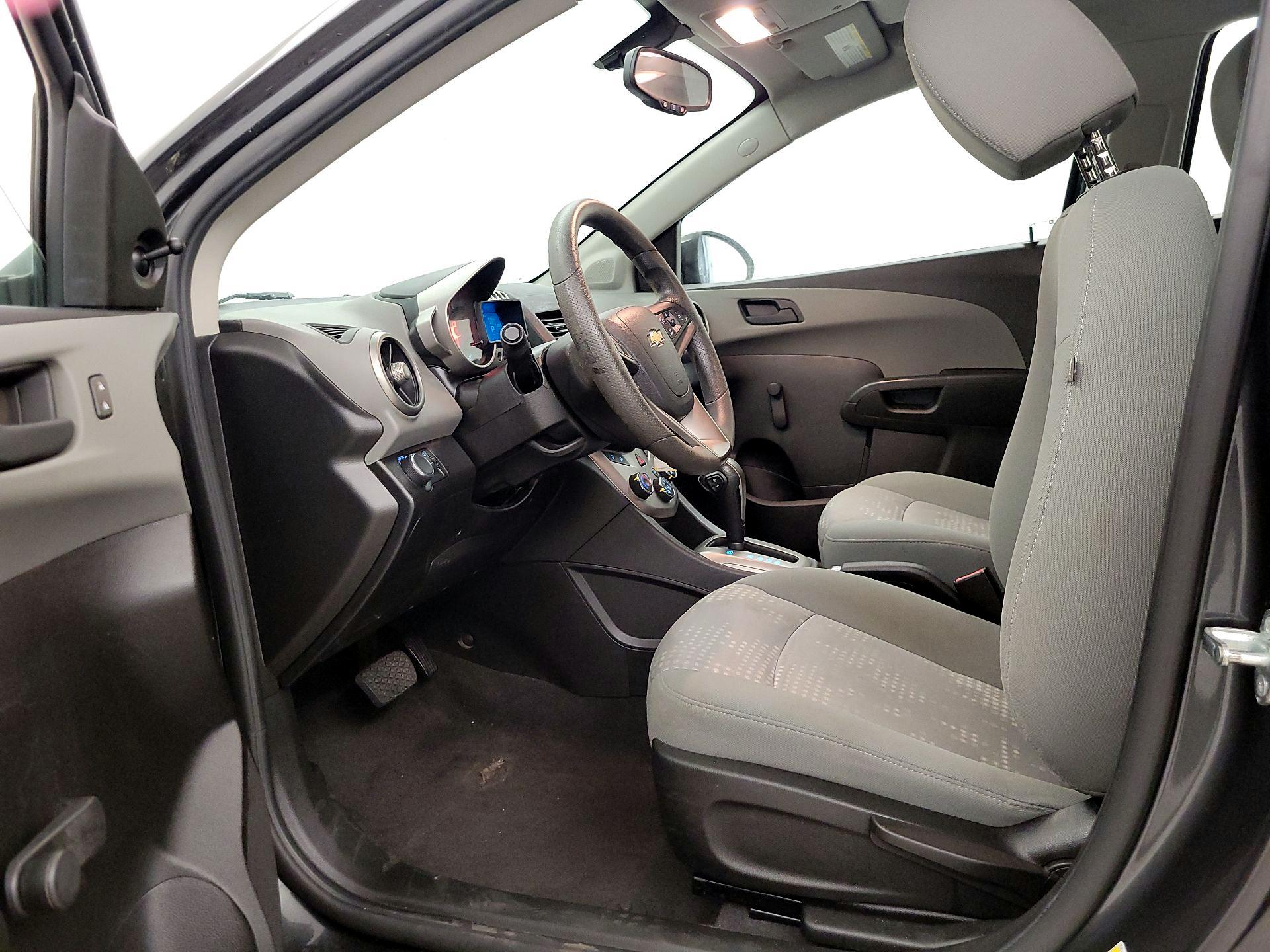 Thumbnail: 2016 Chevrolet Sonic - 11