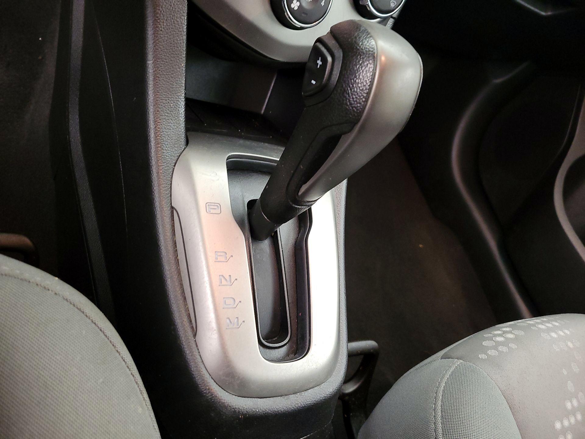 Thumbnail: 2016 Chevrolet Sonic - 16