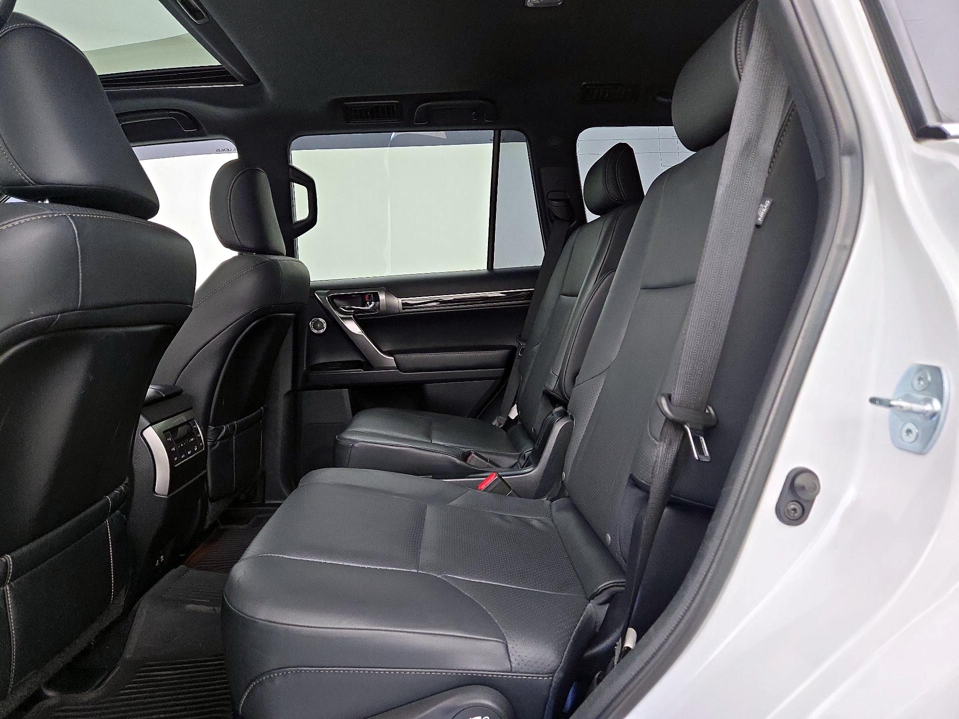 Thumbnail: 2022 Lexus GX - 20