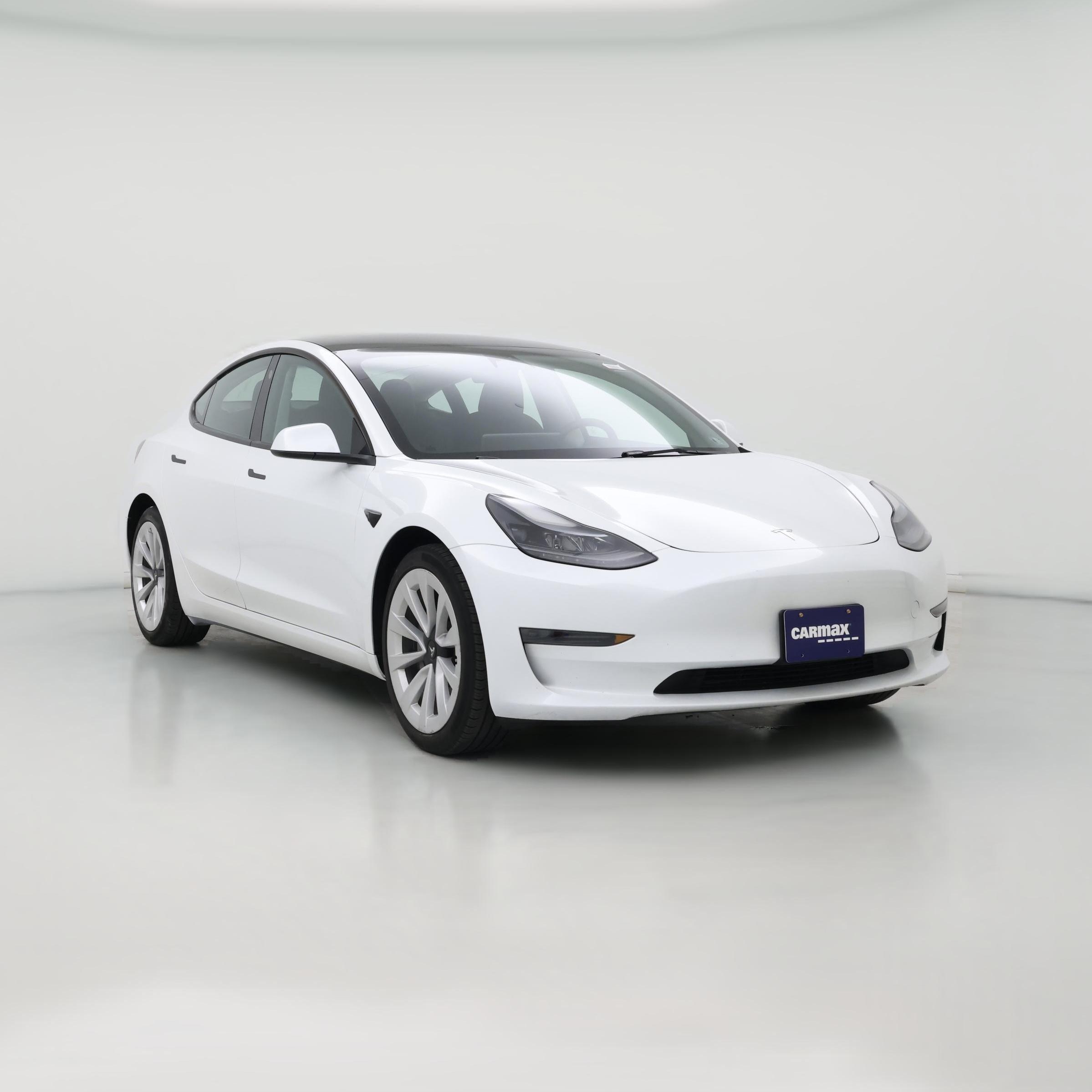 Thumbnail: 2023 Tesla Model 3 - 1