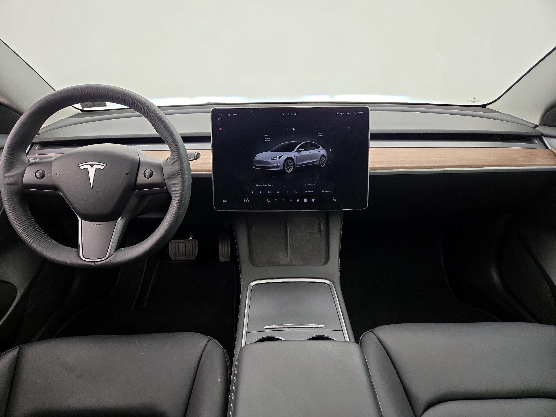 Thumbnail: 2023 Tesla Model 3 - 9