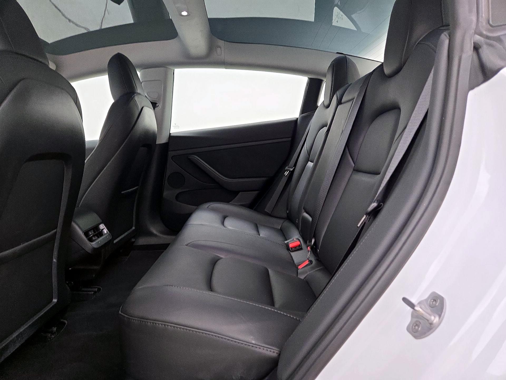 Thumbnail: 2023 Tesla Model 3 - 20