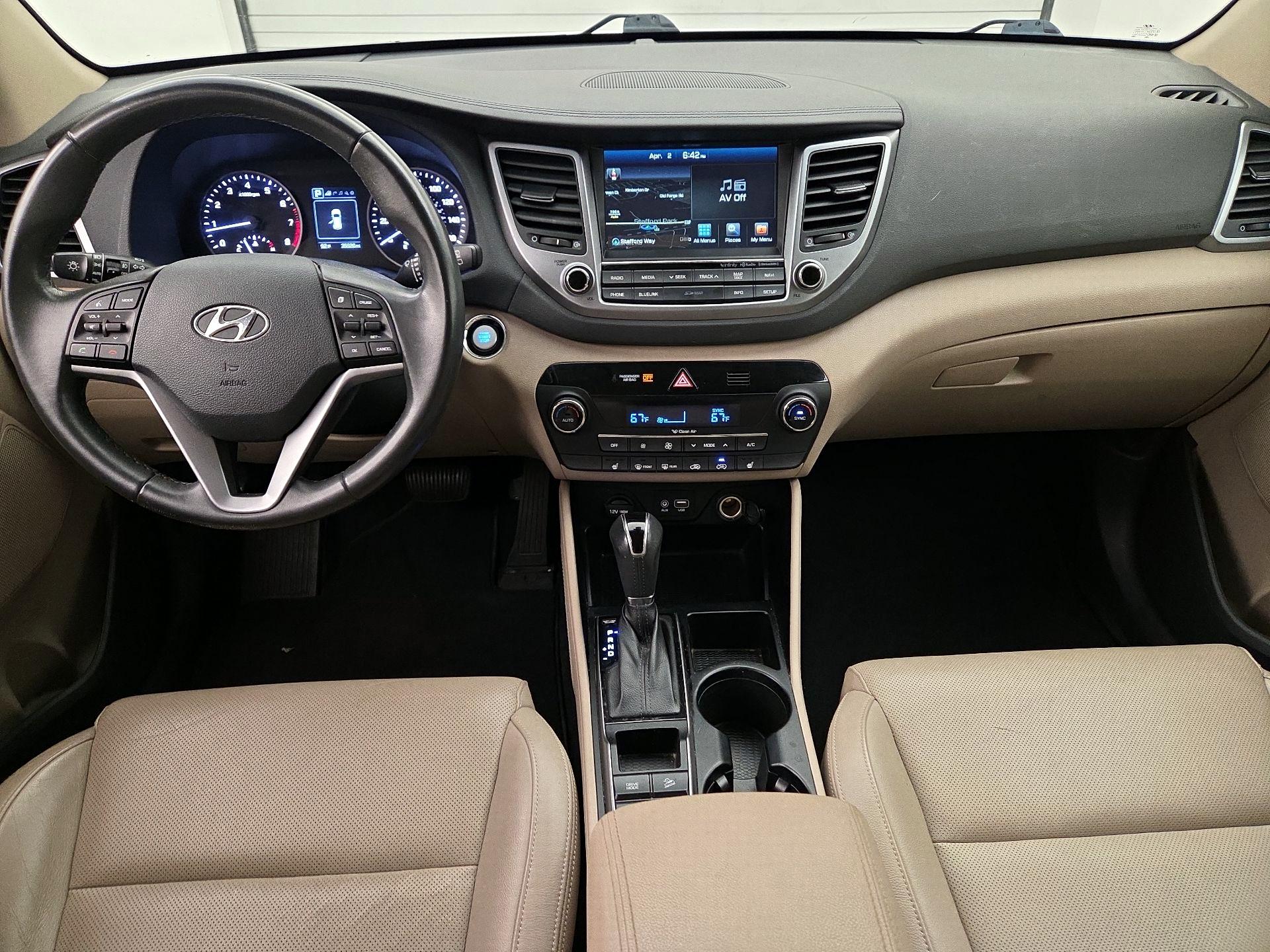 Thumbnail: 2017 Hyundai Tucson - 9