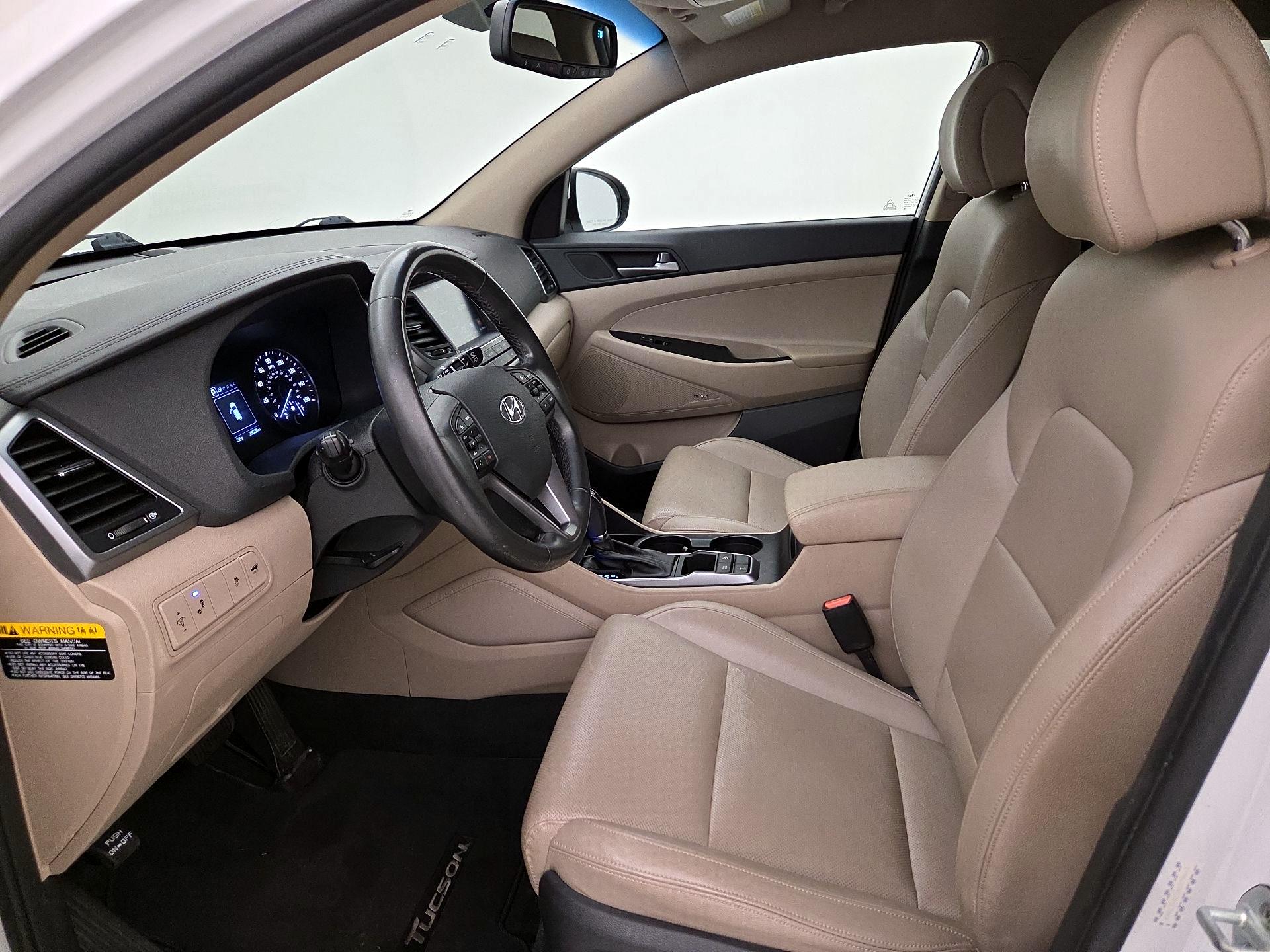 Thumbnail: 2017 Hyundai Tucson - 11