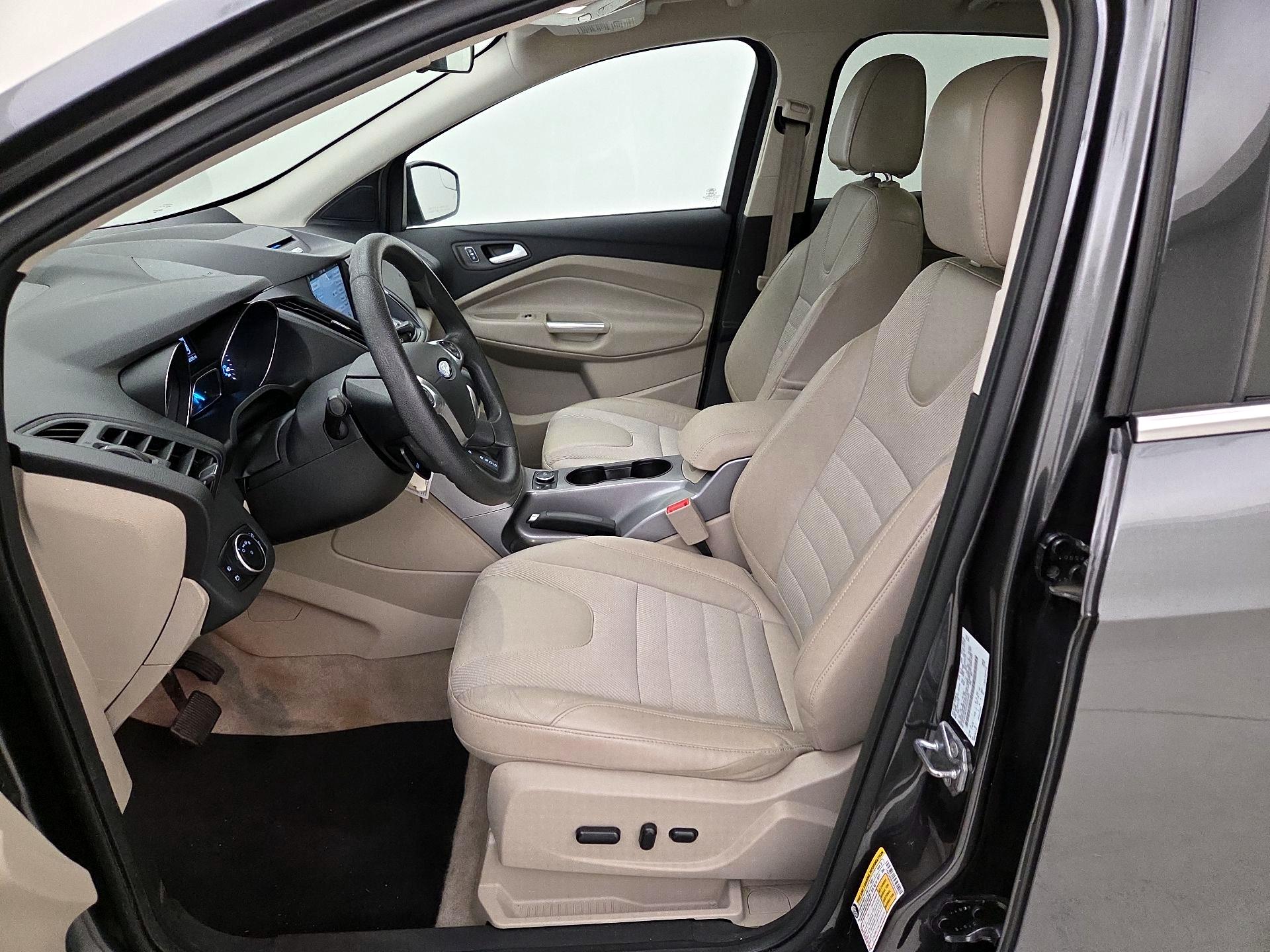 Thumbnail: 2016 Ford Escape - 11