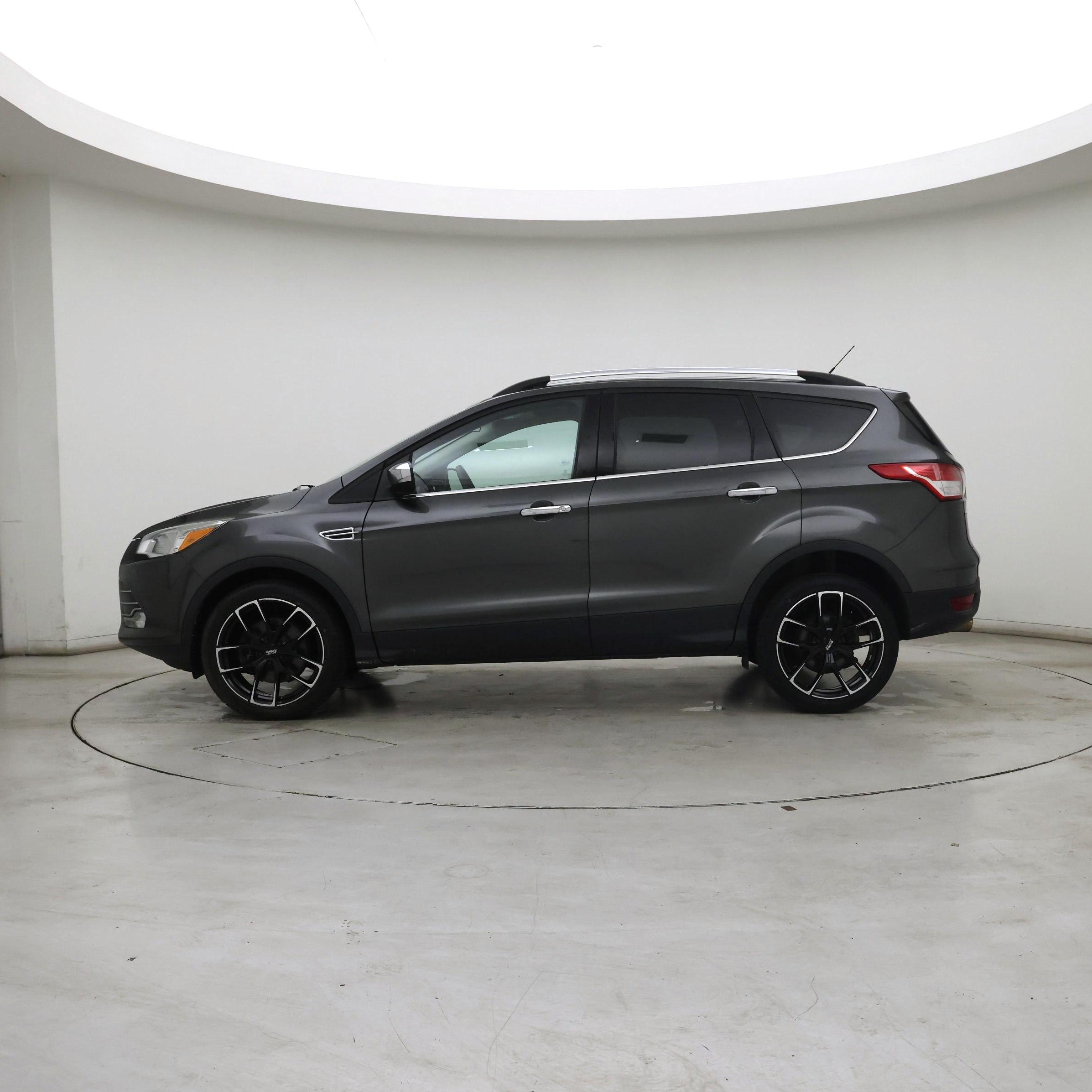 Thumbnail: 2016 Ford Escape - 3