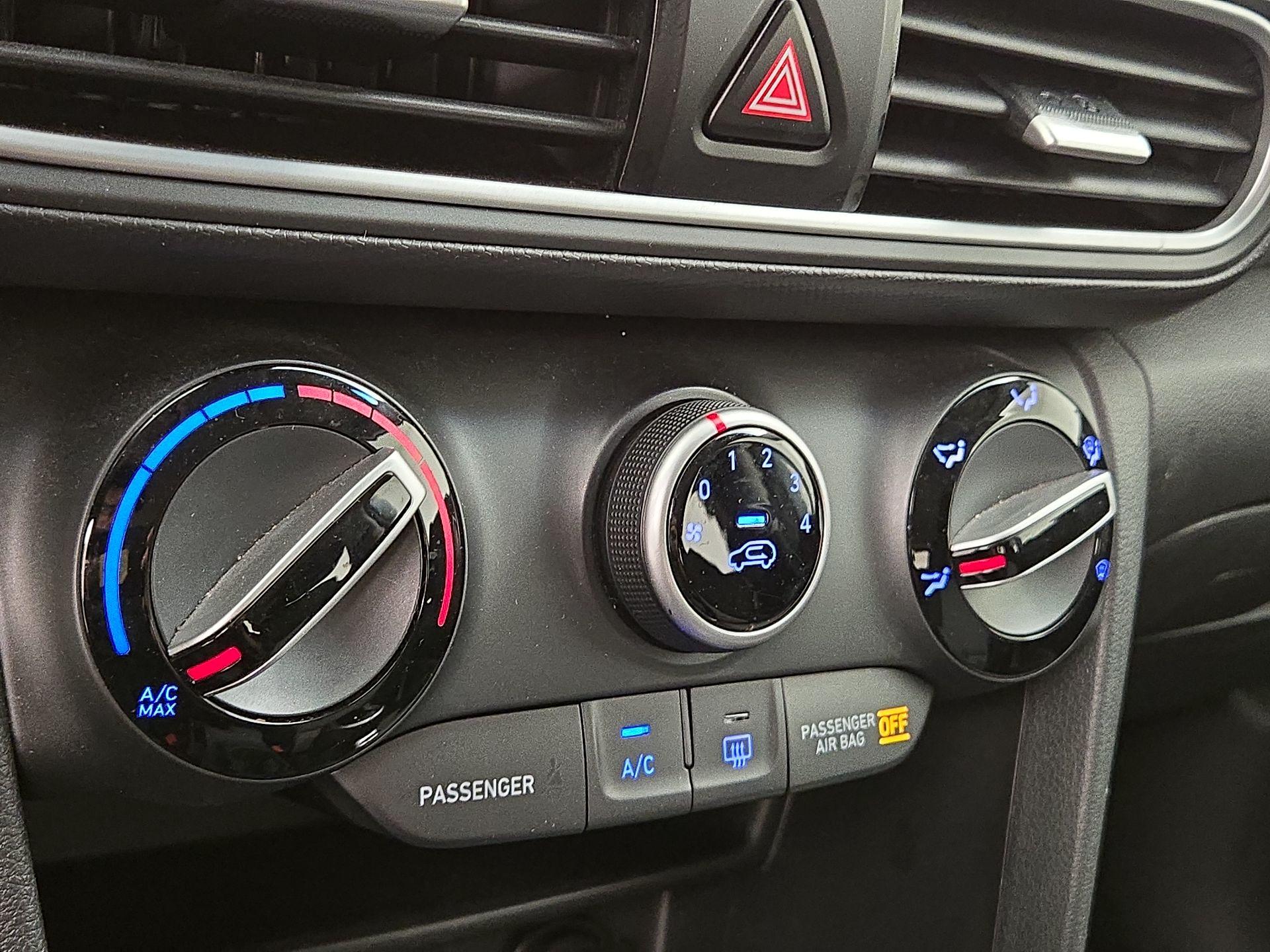 Thumbnail: 2020 Hyundai Kona - 15