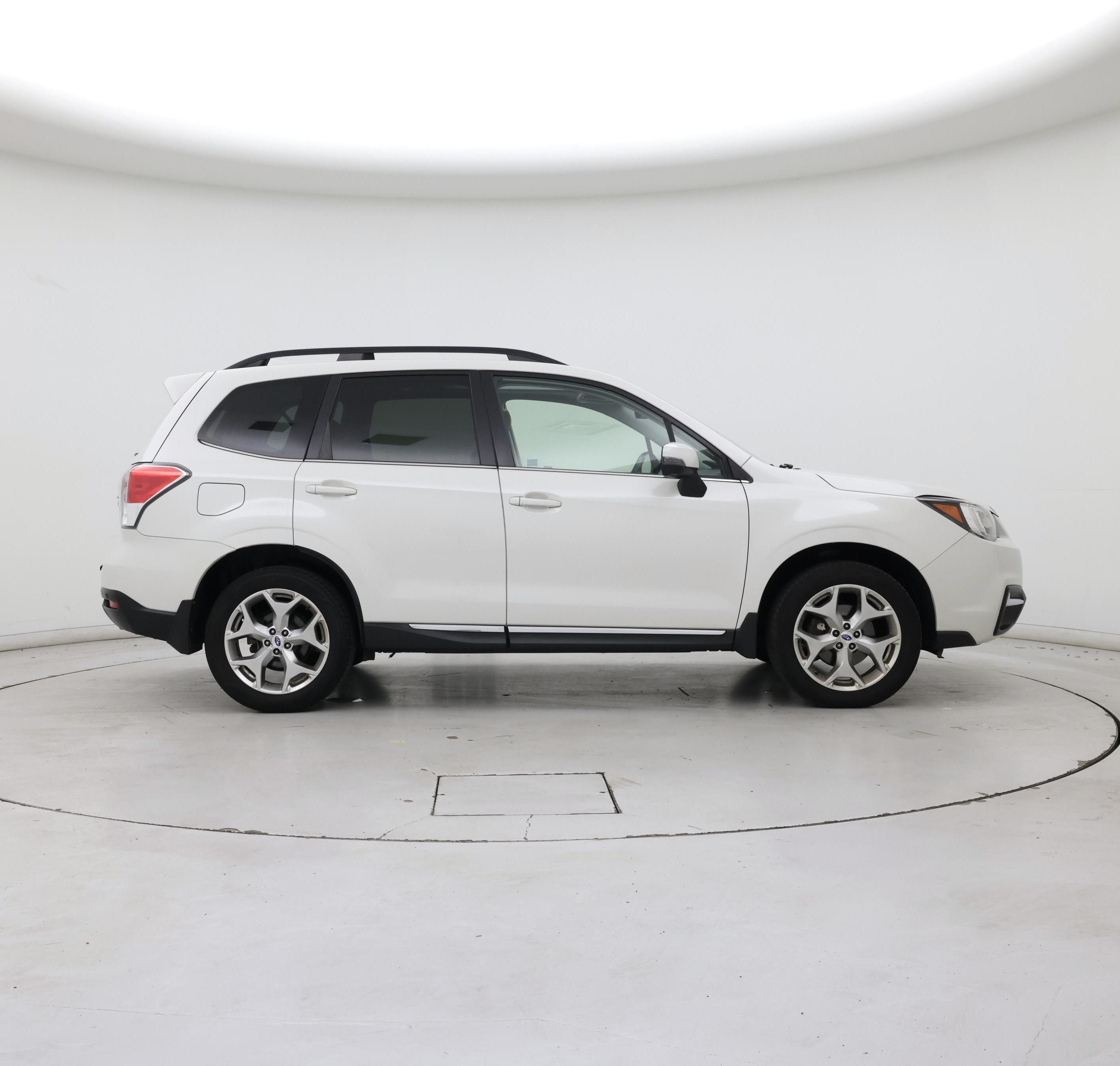 Thumbnail: 2017 Subaru Forester - 7