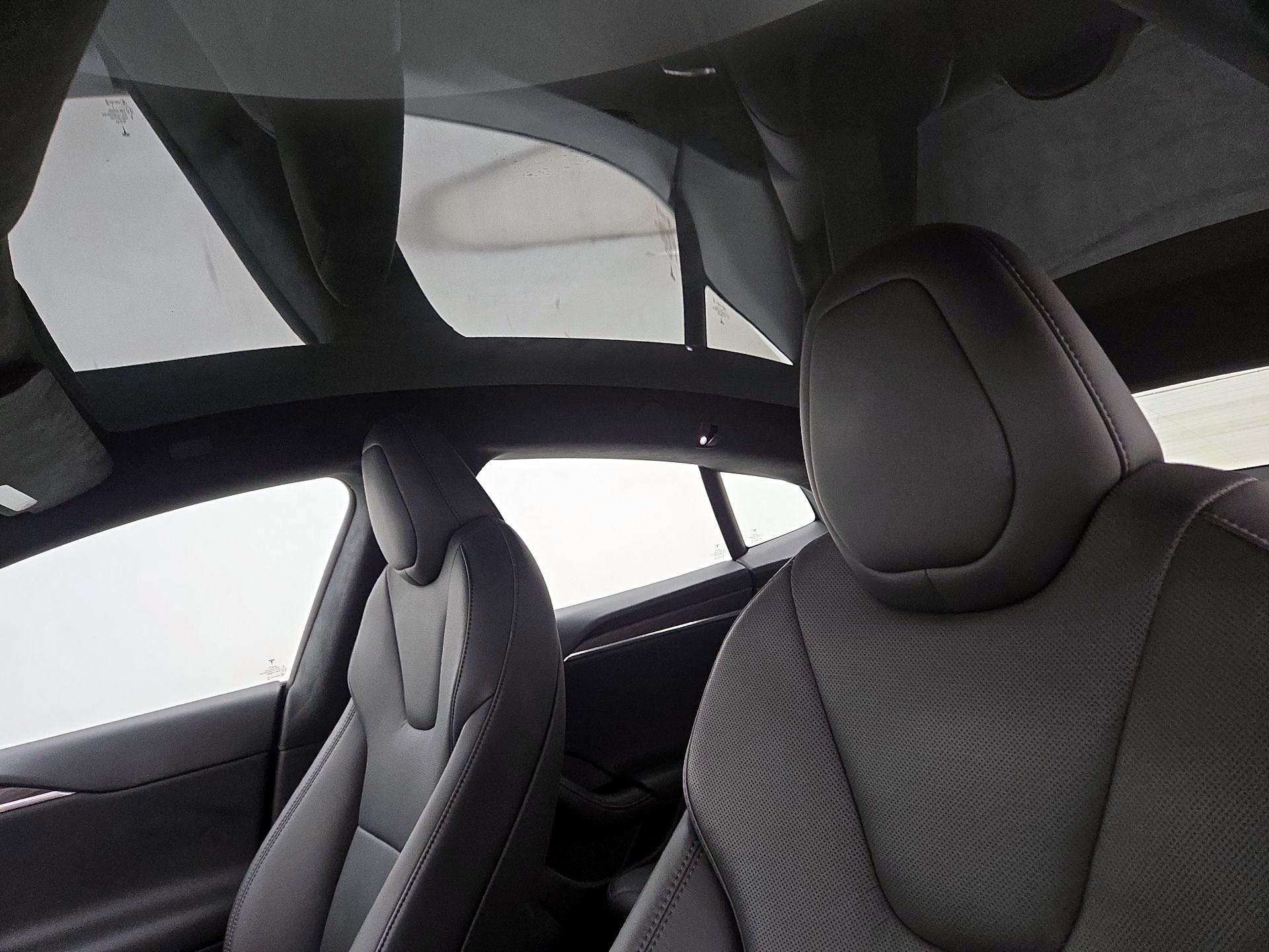 Thumbnail: 2021 Tesla Model S - 17