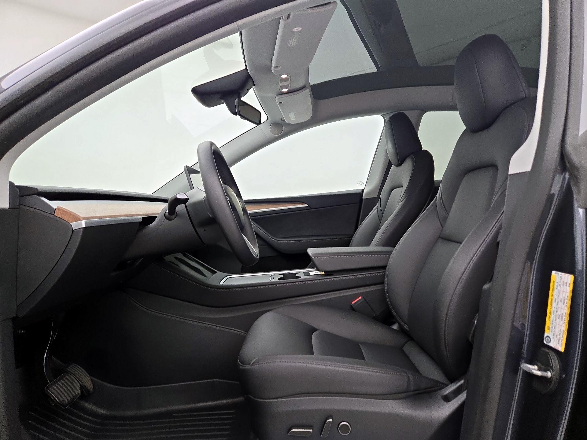 Thumbnail: 2025 Tesla Model Y - 11