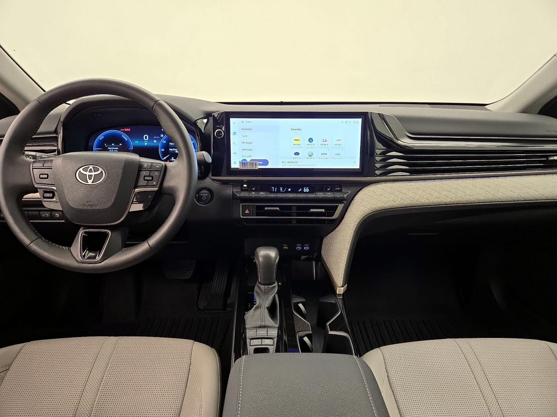 Thumbnail: 2025 Toyota Camry - 9