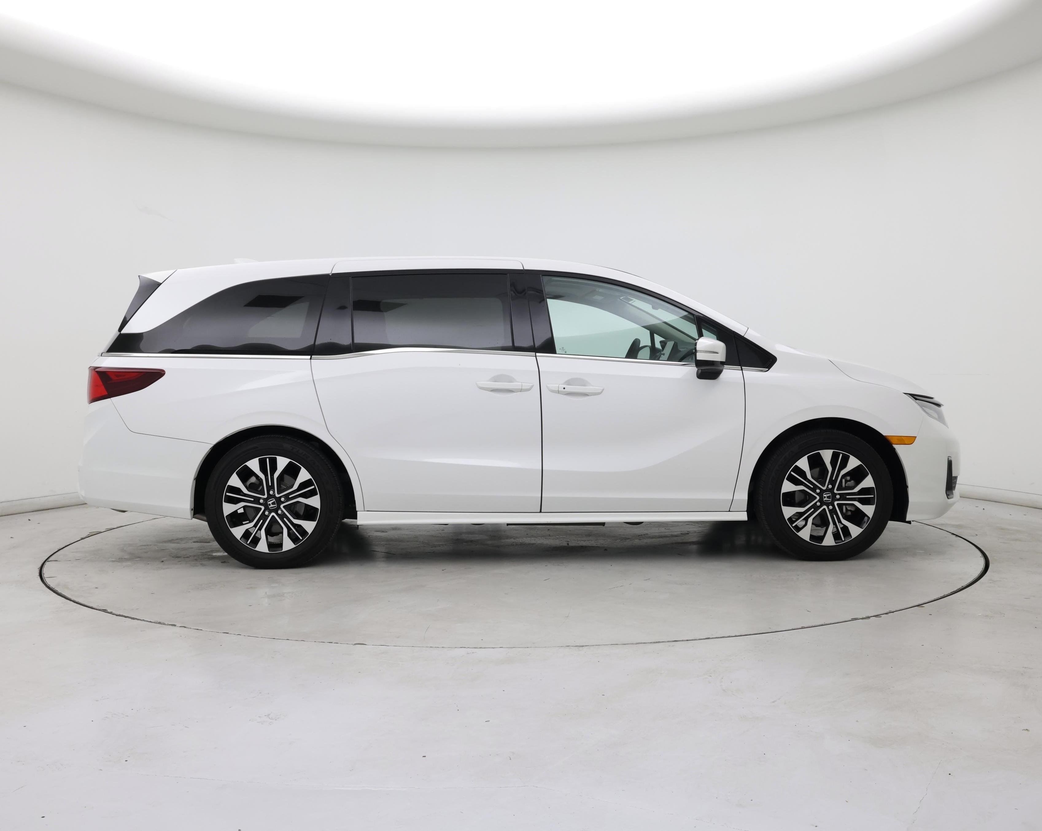 Thumbnail: 2025 Honda Odyssey - 7