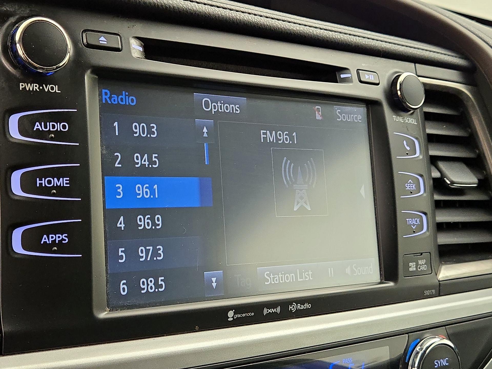 Thumbnail: 2018 Toyota Highlander - 15