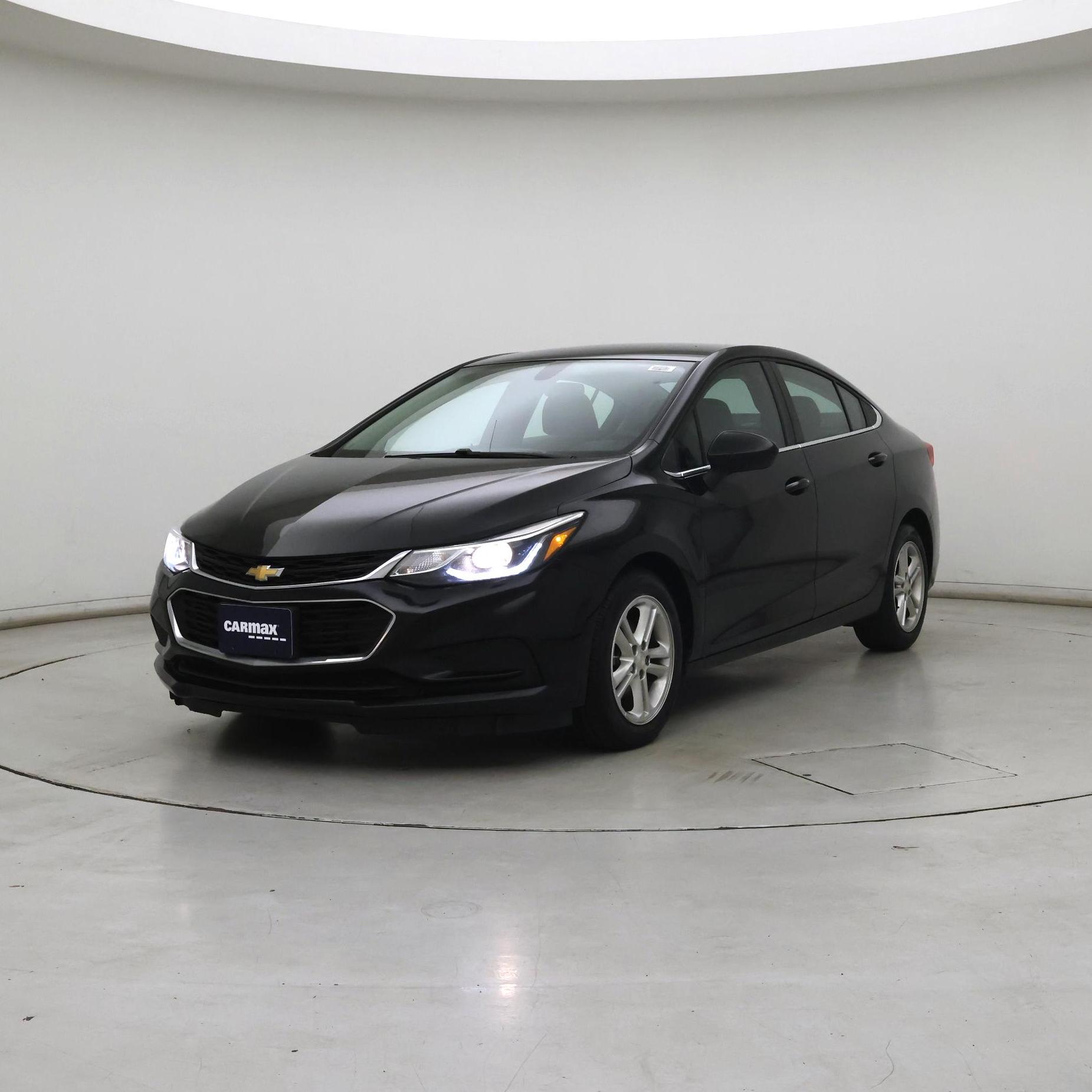 Thumbnail: 2018 Chevrolet Cruze - 4