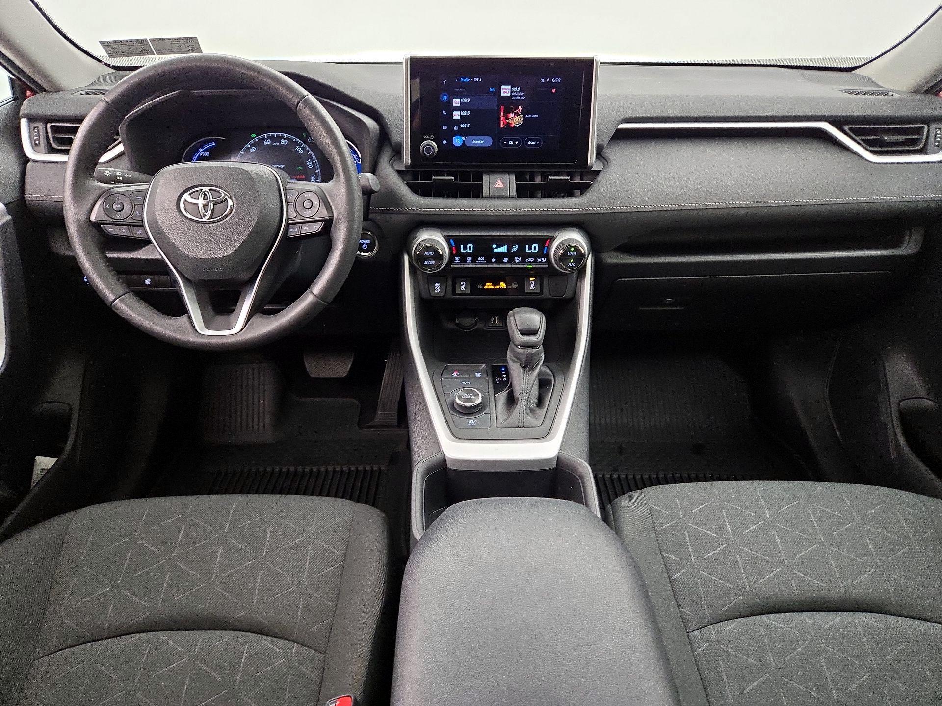 Thumbnail: 2024 Toyota RAV4 - 9