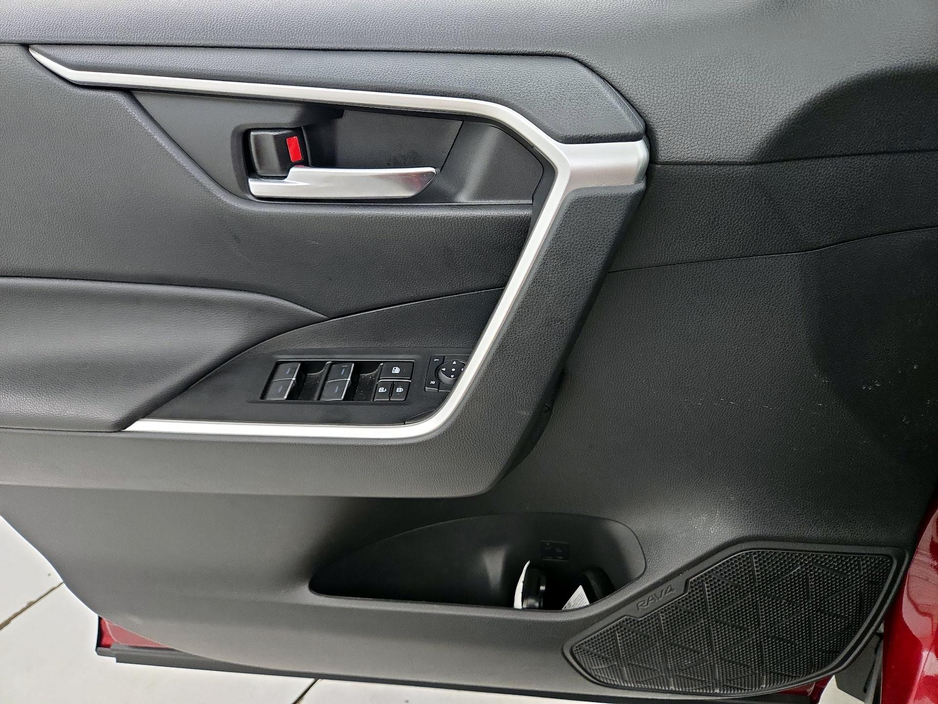 Thumbnail: 2024 Toyota RAV4 - 12