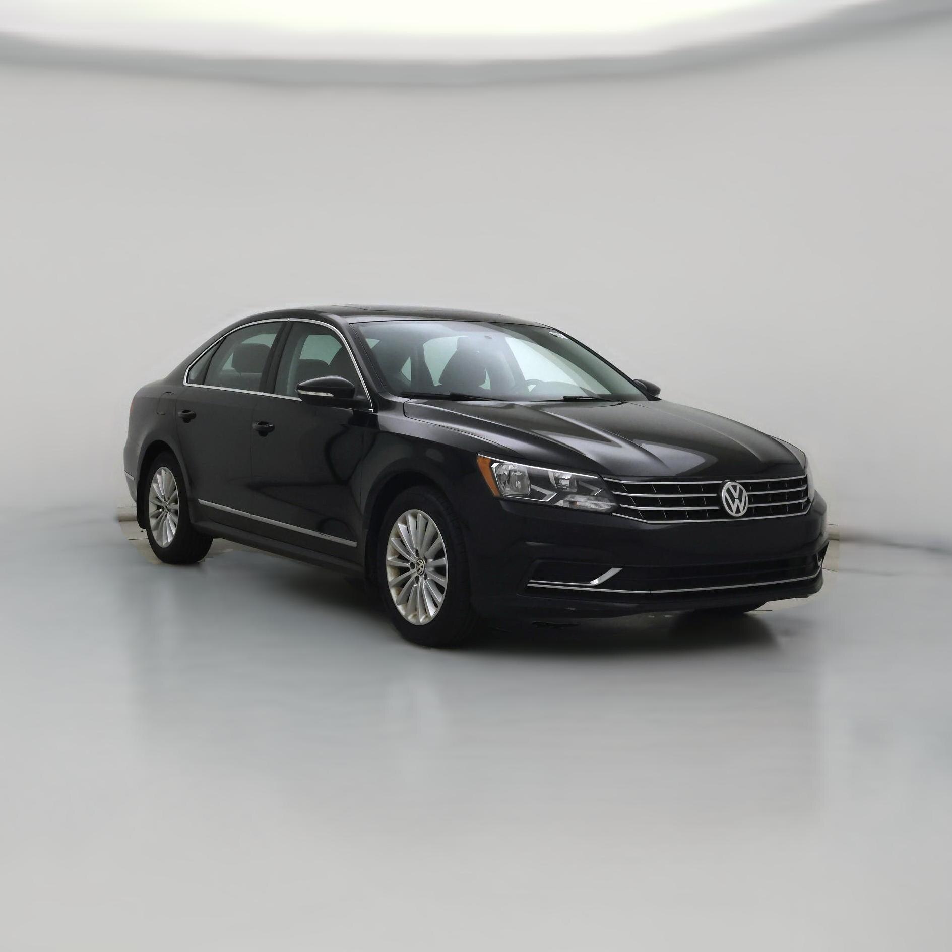 Thumbnail: 2016 Volkswagen Passat - 1