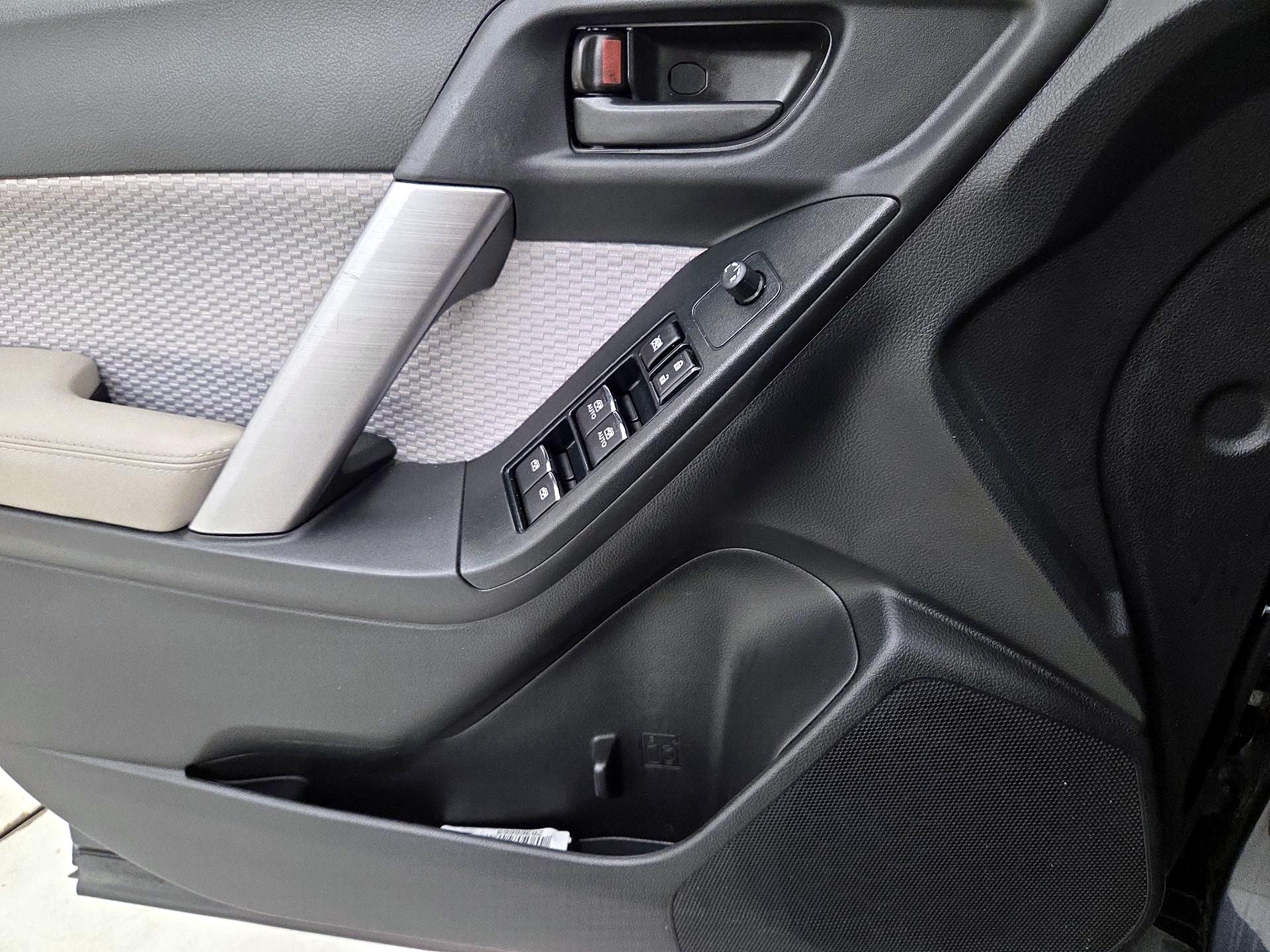 Thumbnail: 2018 Subaru Forester - 12