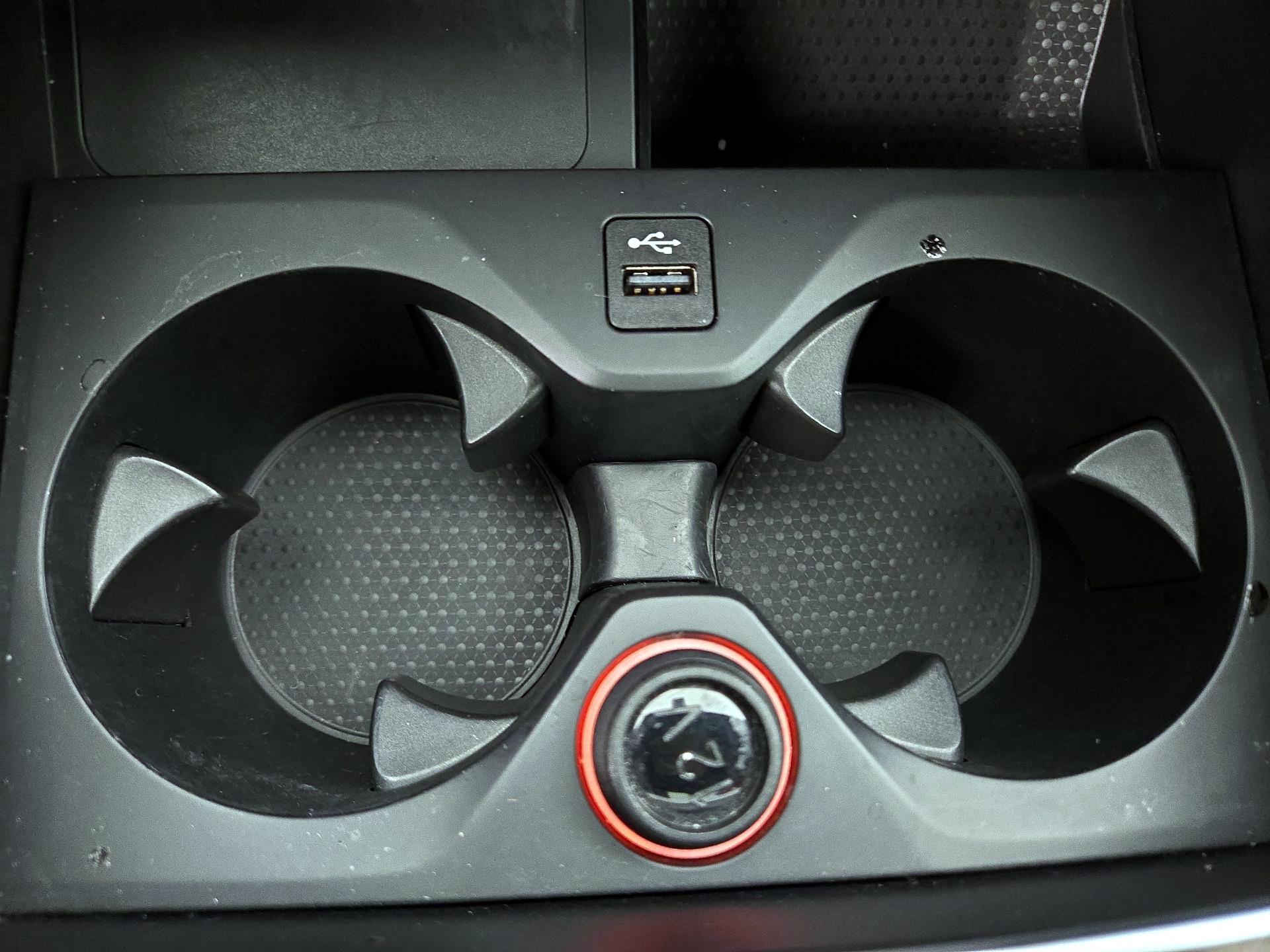 Thumbnail: 2022 BMW X6 - 19