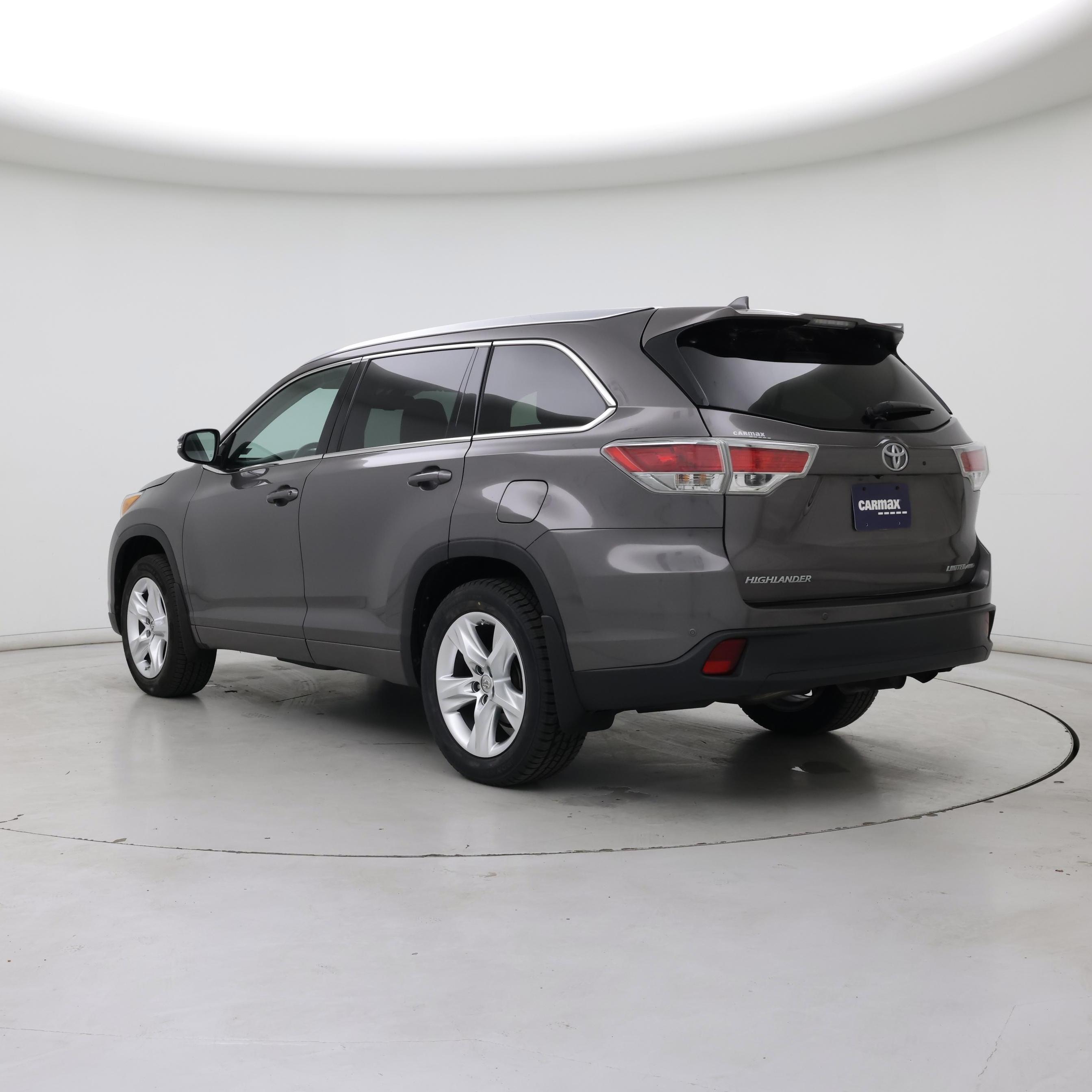 Thumbnail: 2015 Toyota Highlander - 2