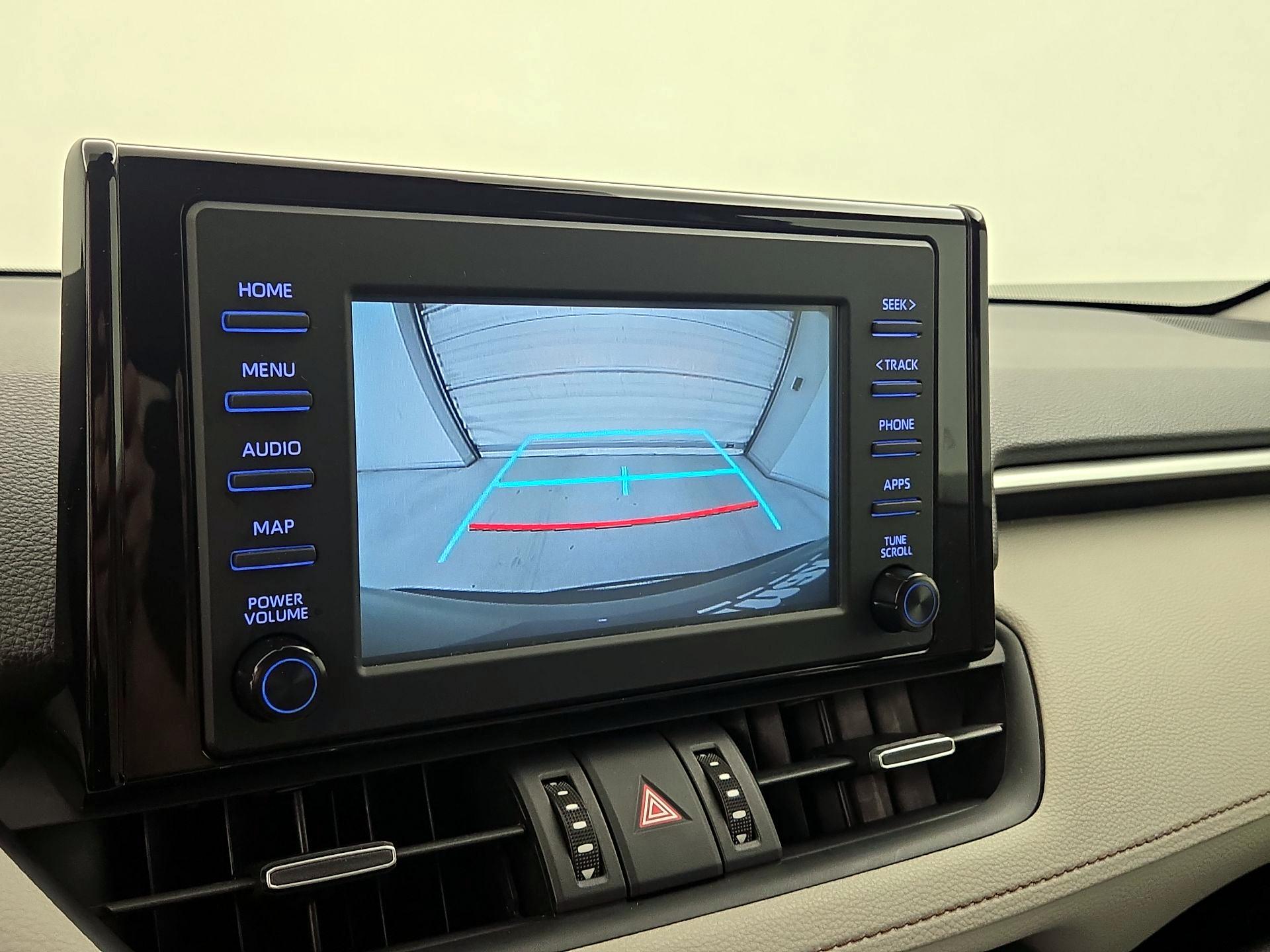 Thumbnail: 2019 Toyota RAV4 - 14