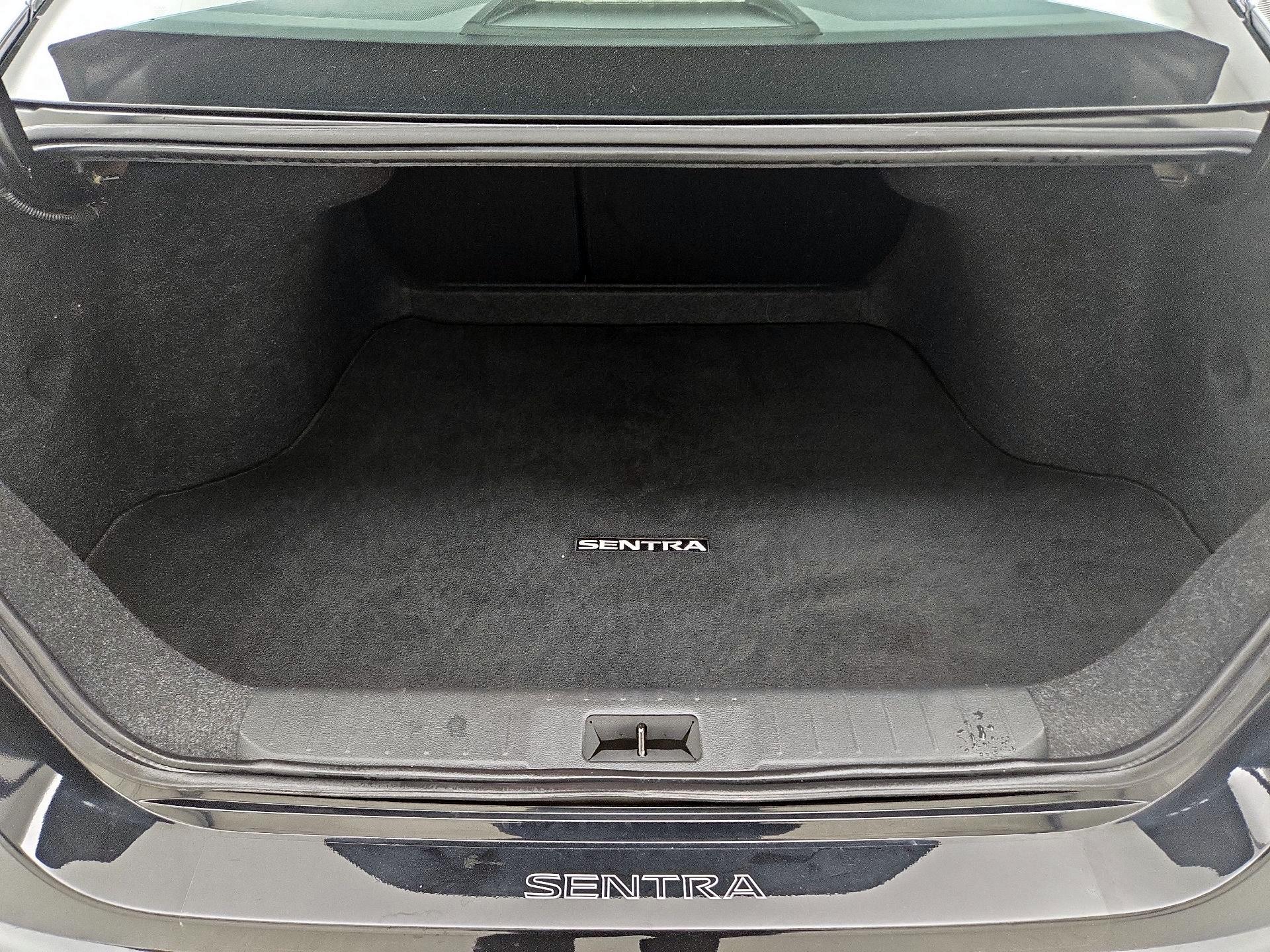 Thumbnail: 2022 Nissan Sentra - 19