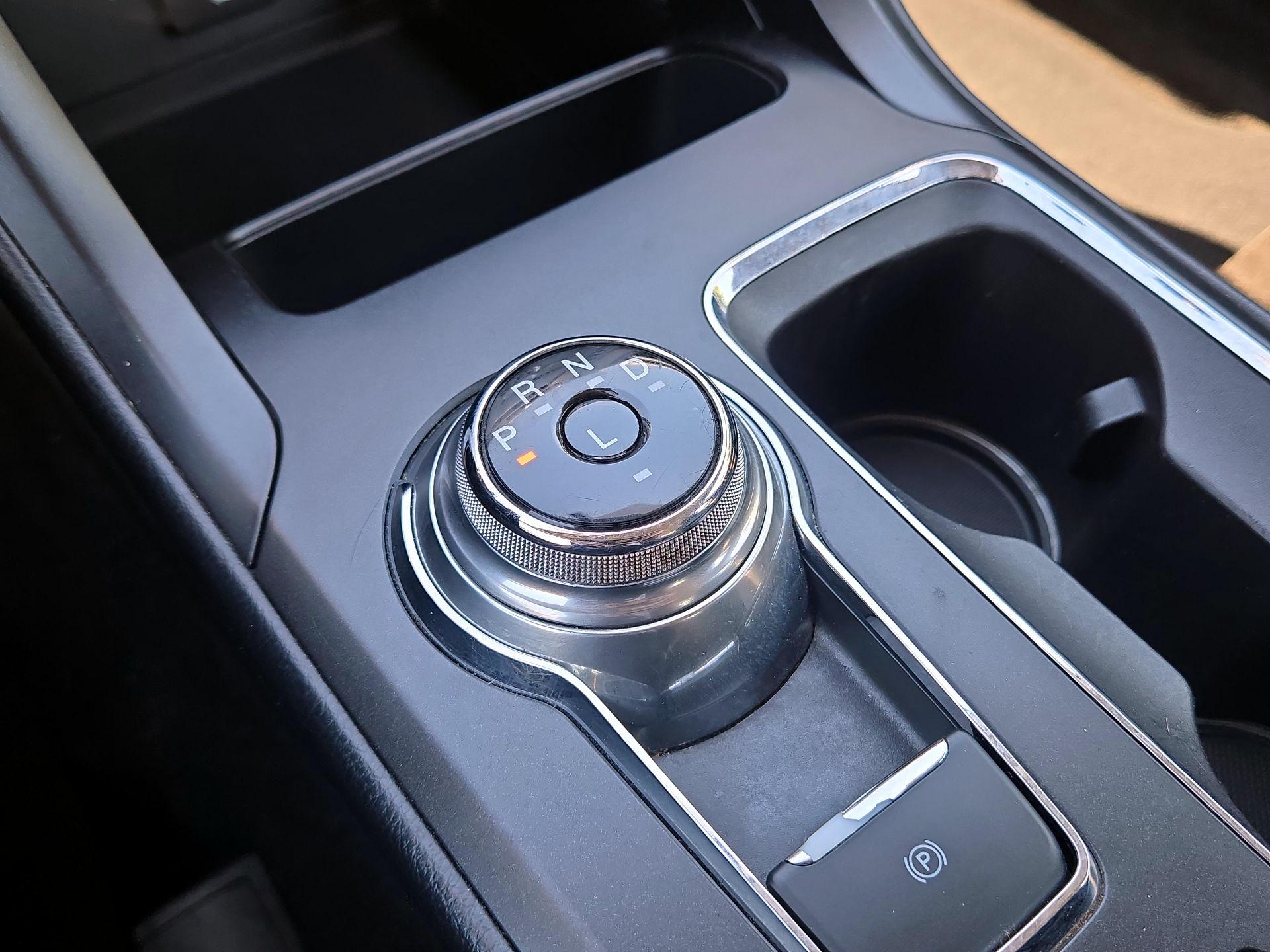 Thumbnail: 2018 Ford Fusion - 15