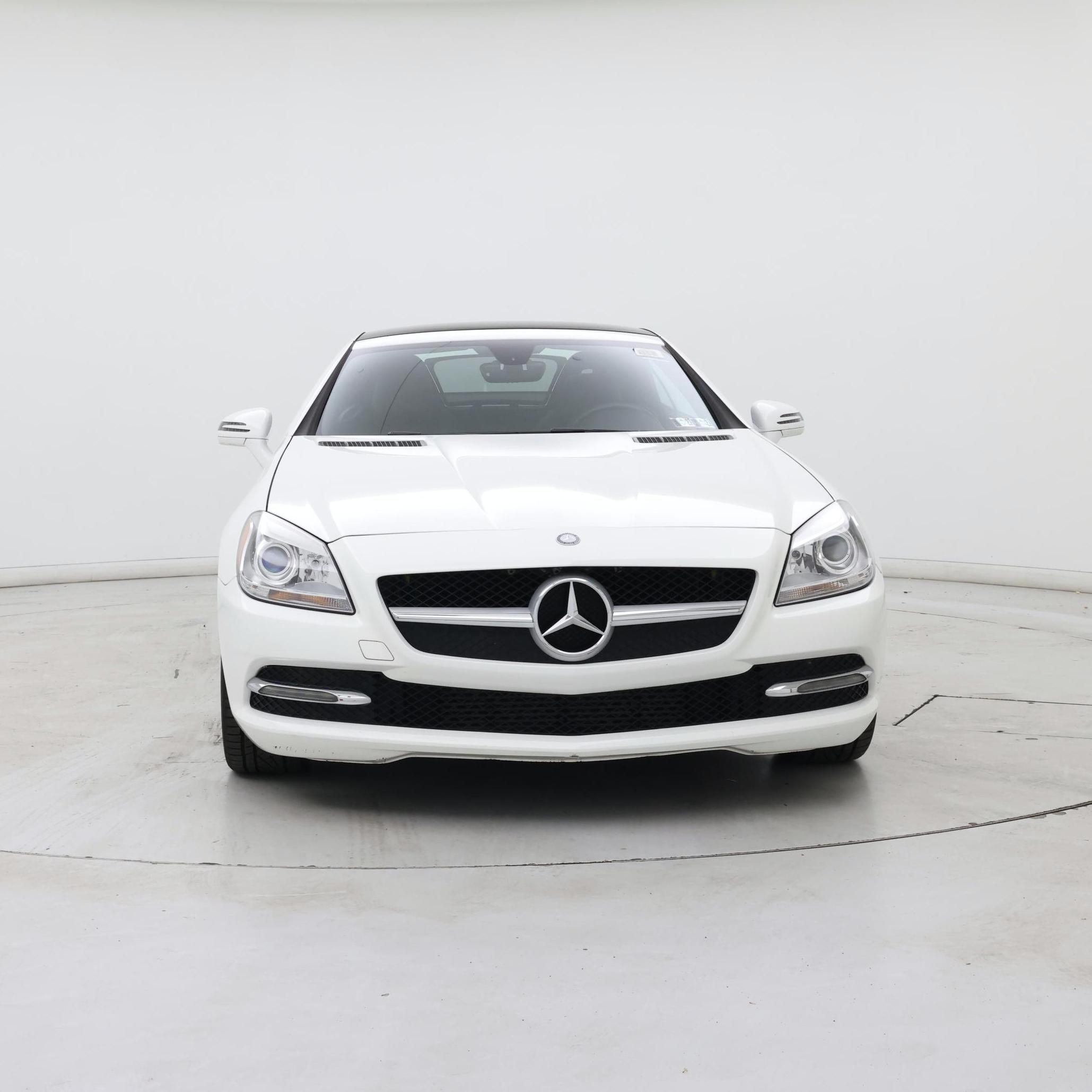 Thumbnail: 2015 Mercedes-Benz SLK - 5