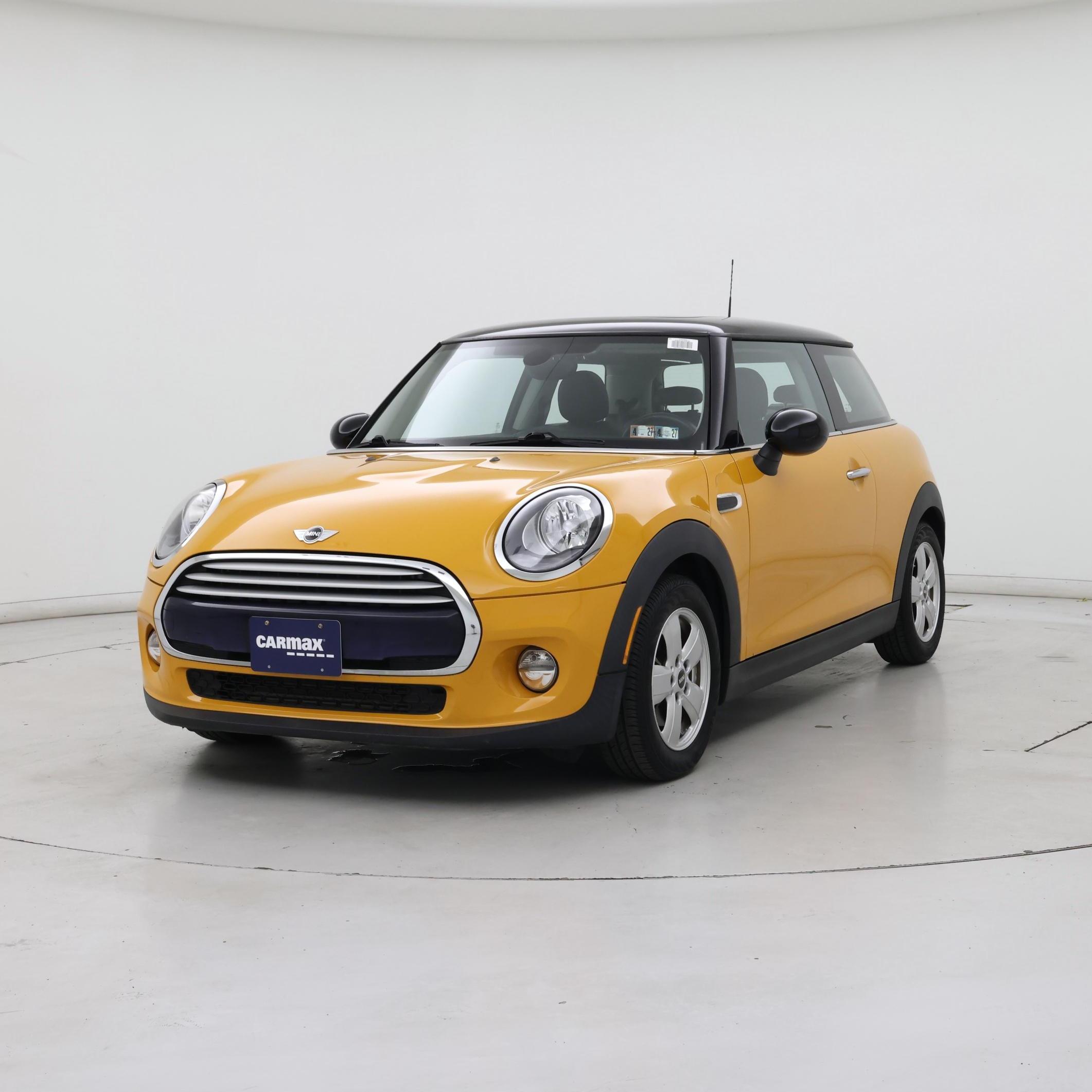 Thumbnail: 2015 MINI Cooper Hardtop - 4