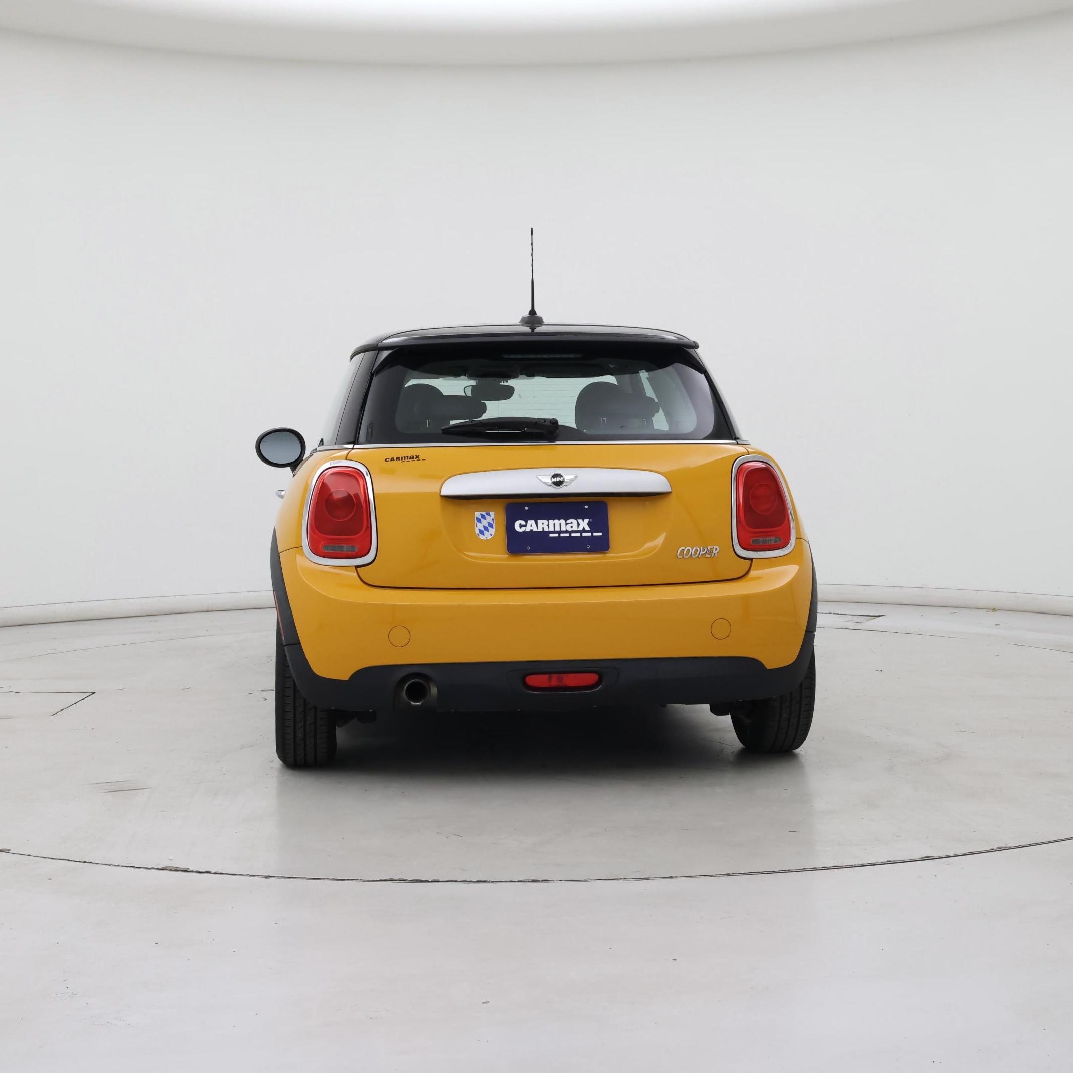 Thumbnail: 2015 MINI Cooper Hardtop - 6