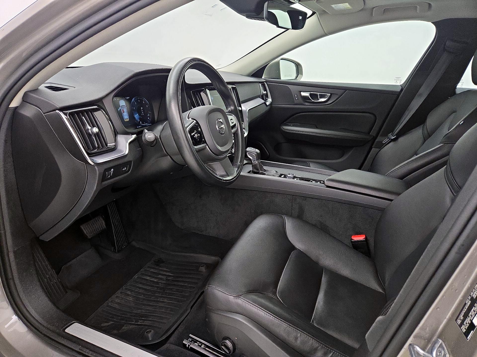 Thumbnail: 2020 Volvo S60 - 11