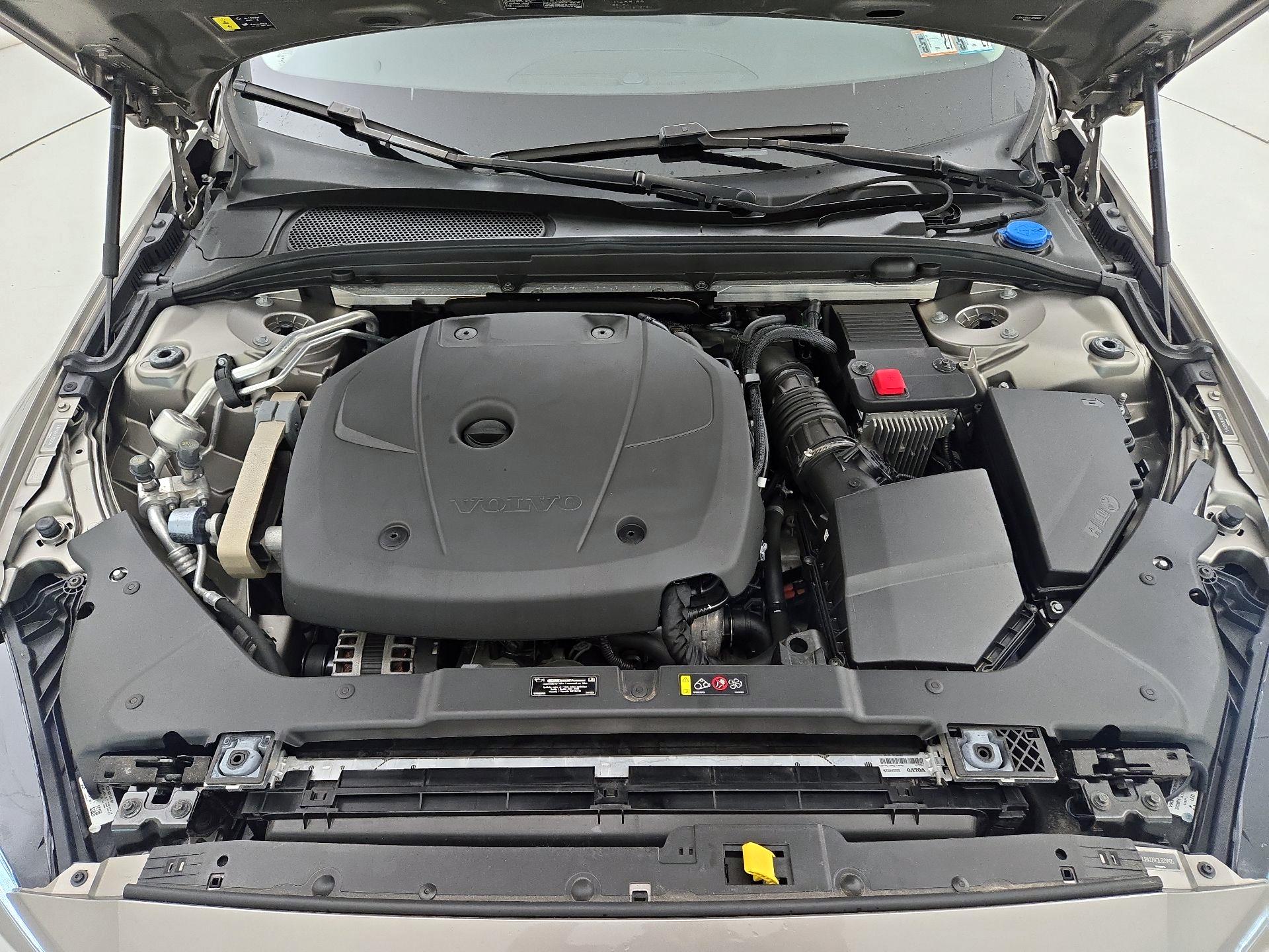 Thumbnail: 2020 Volvo S60 - 20