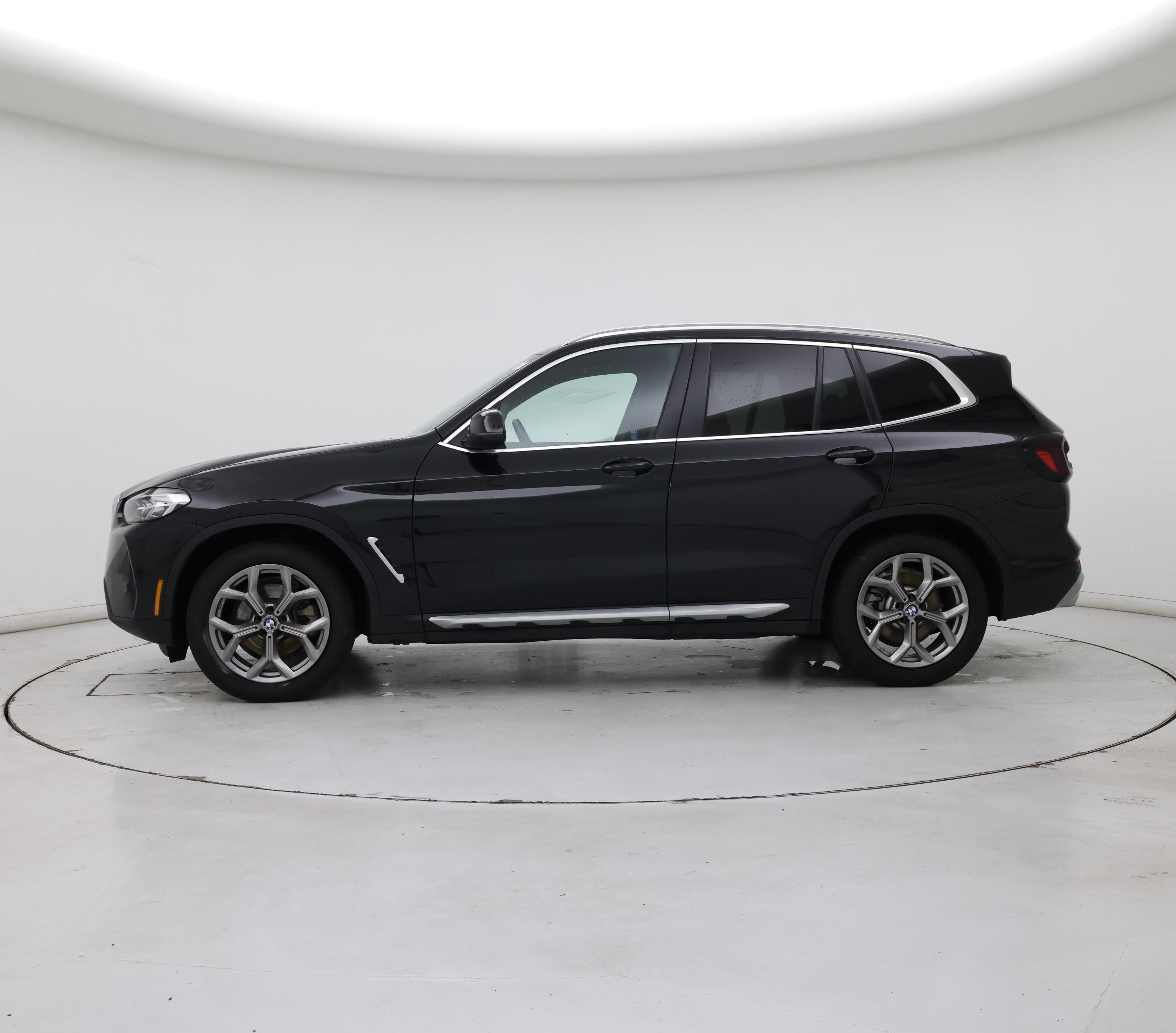 Thumbnail: 2022 BMW X3 - 3