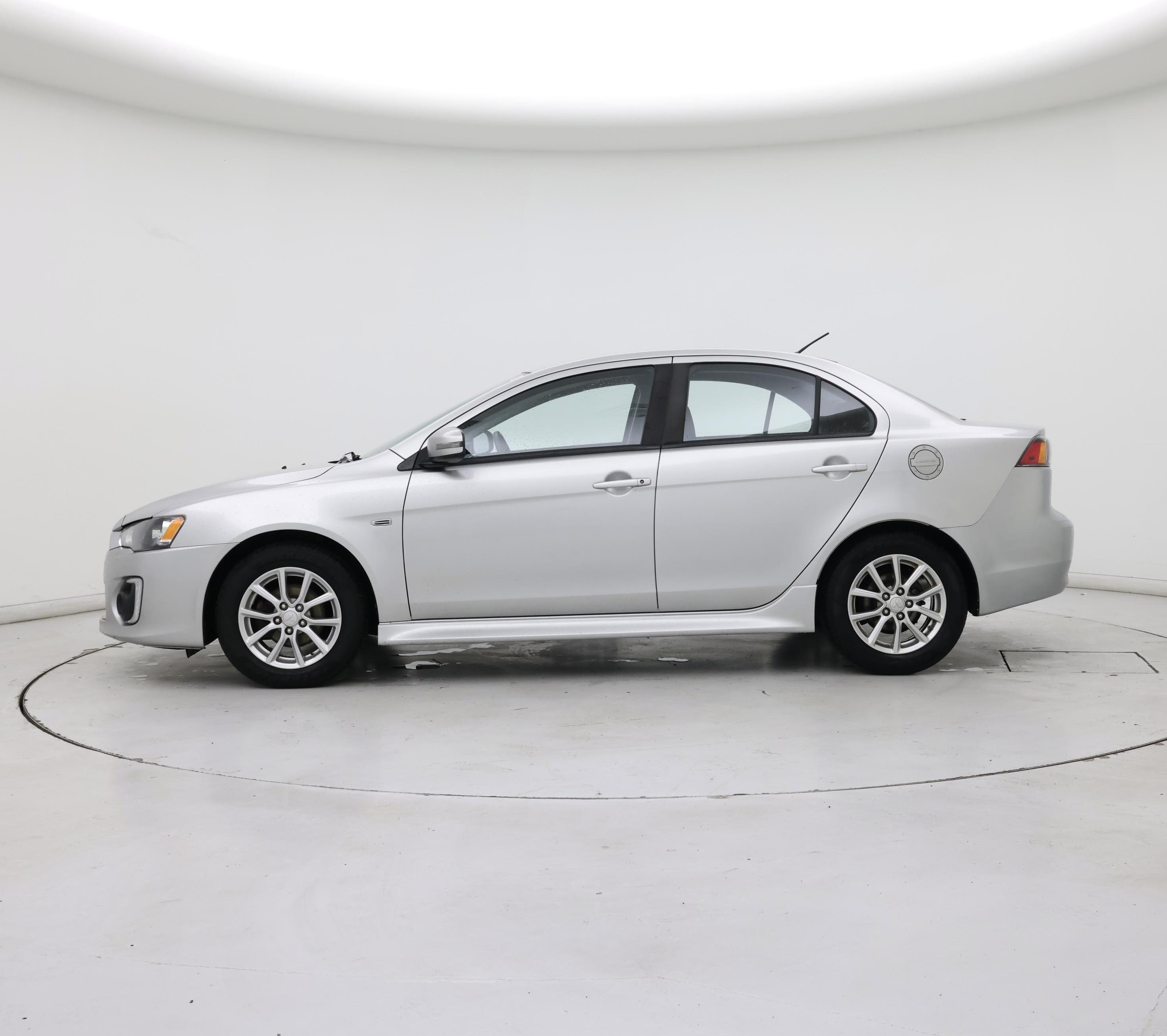 Thumbnail: 2016 Mitsubishi Lancer - 3