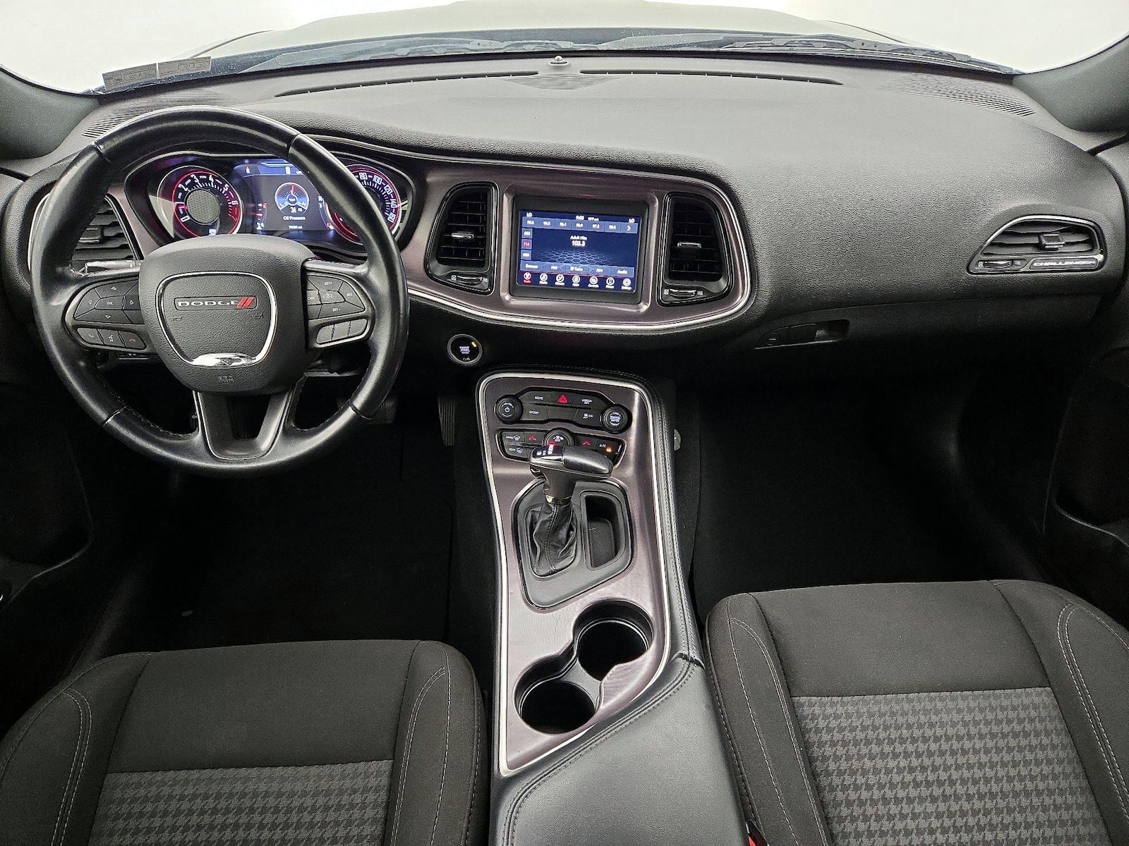 2021 Dodge Challenger SXT - Photo 10