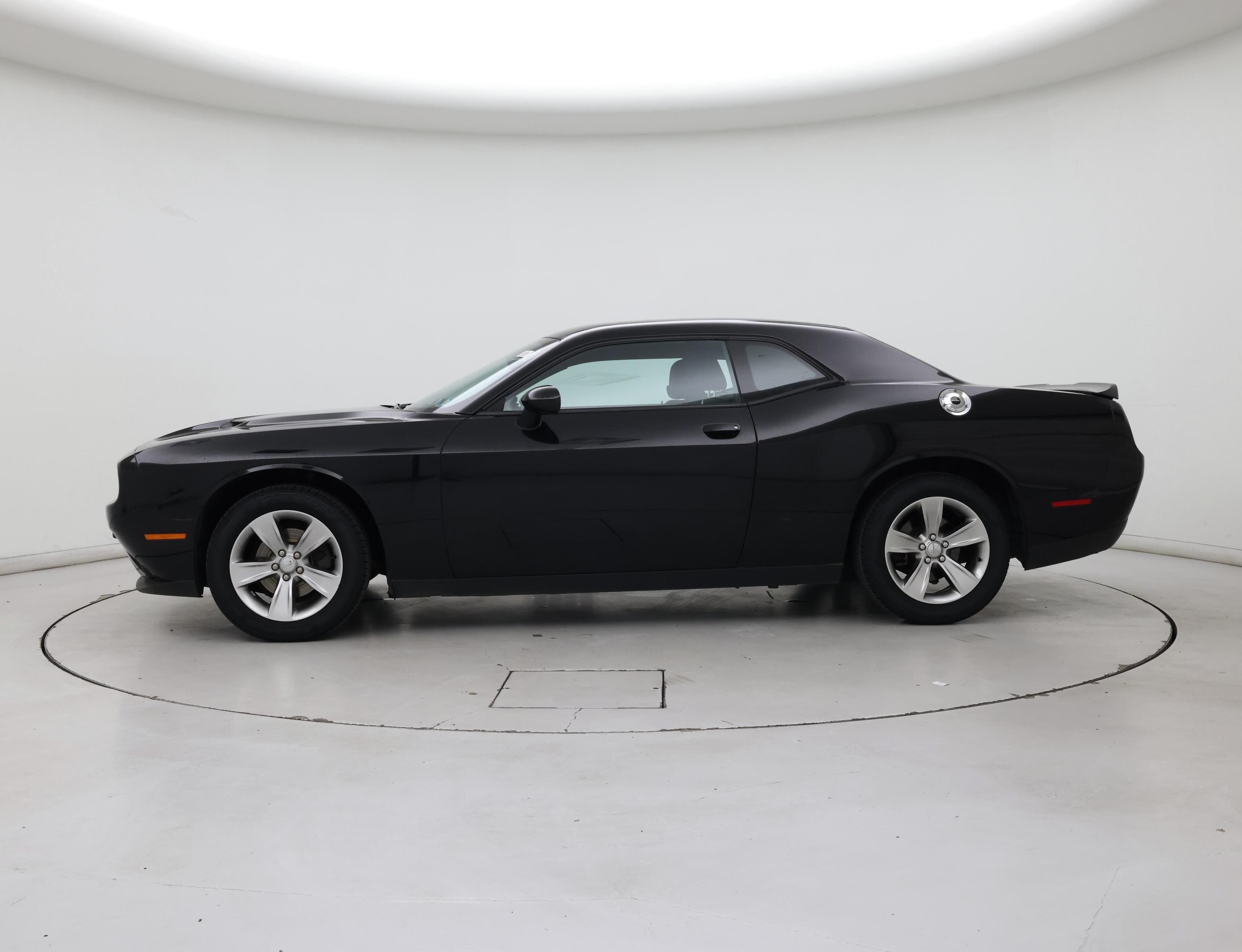 Thumbnail: 2021 Dodge Challenger - 3