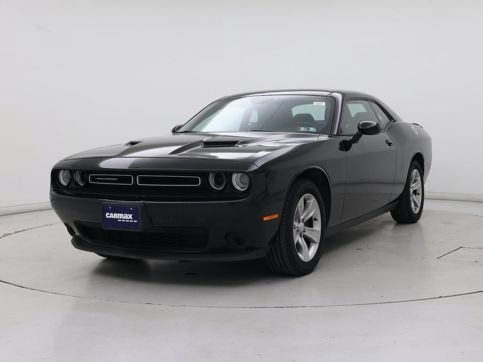 2021 Dodge Challenger SXT - Photo 5