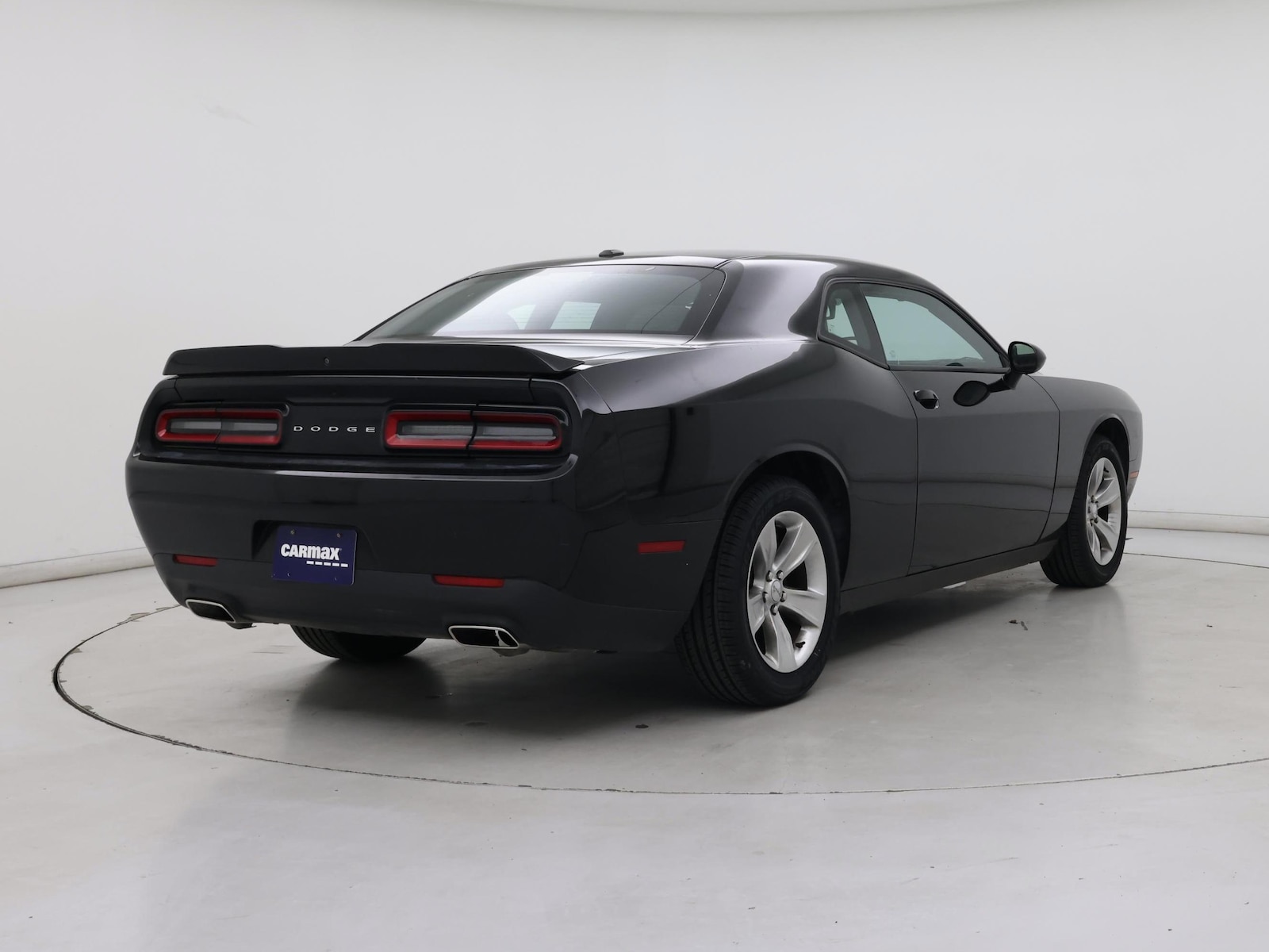 2021 Dodge Challenger SXT - Photo 9