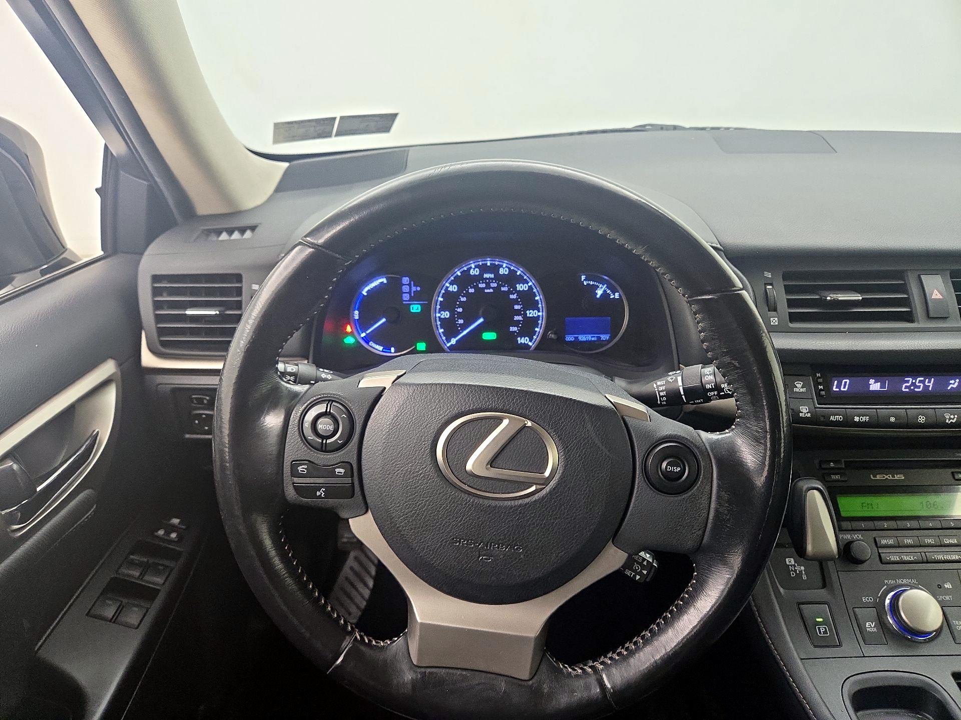 Thumbnail: 2016 Lexus CT - 10