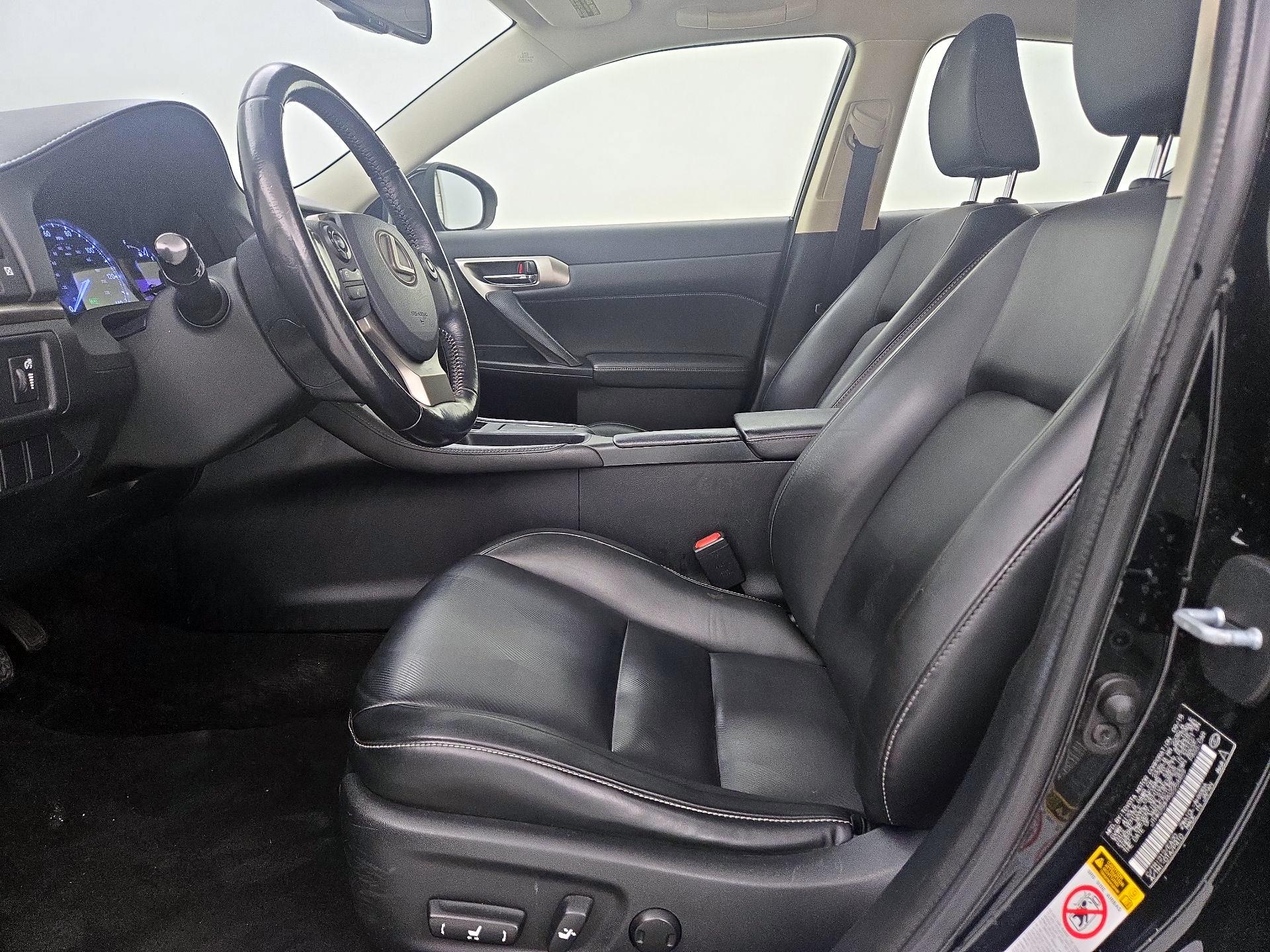 Thumbnail: 2016 Lexus CT - 11