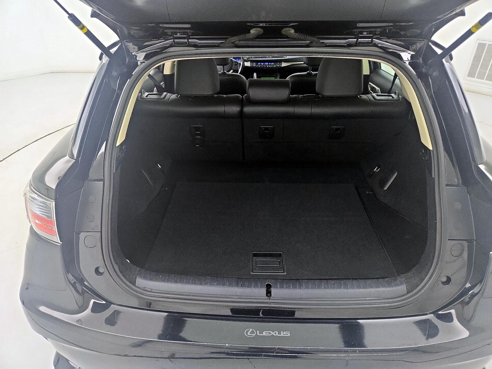 Thumbnail: 2016 Lexus CT - 19