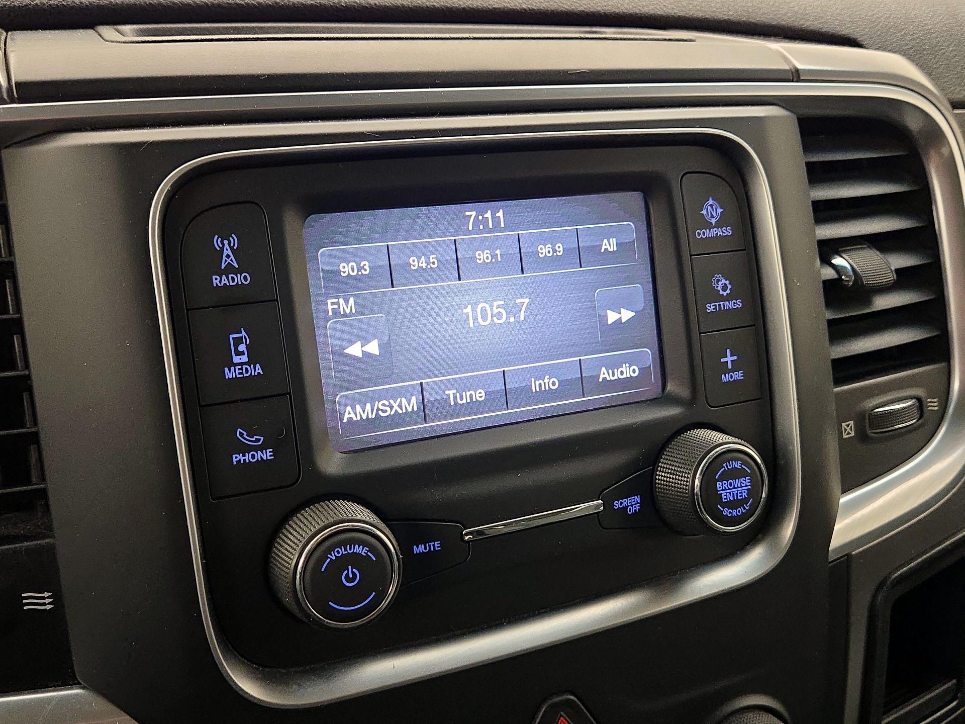 Thumbnail: 2021 RAM 1500 Classic - 15