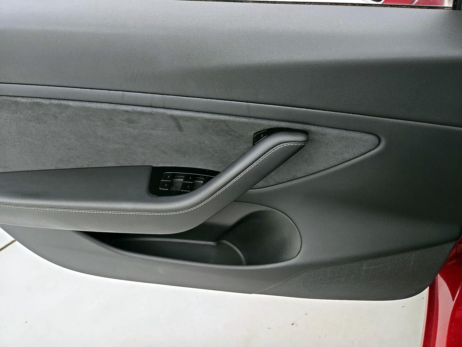Thumbnail: 2020 Tesla Model 3 - 12