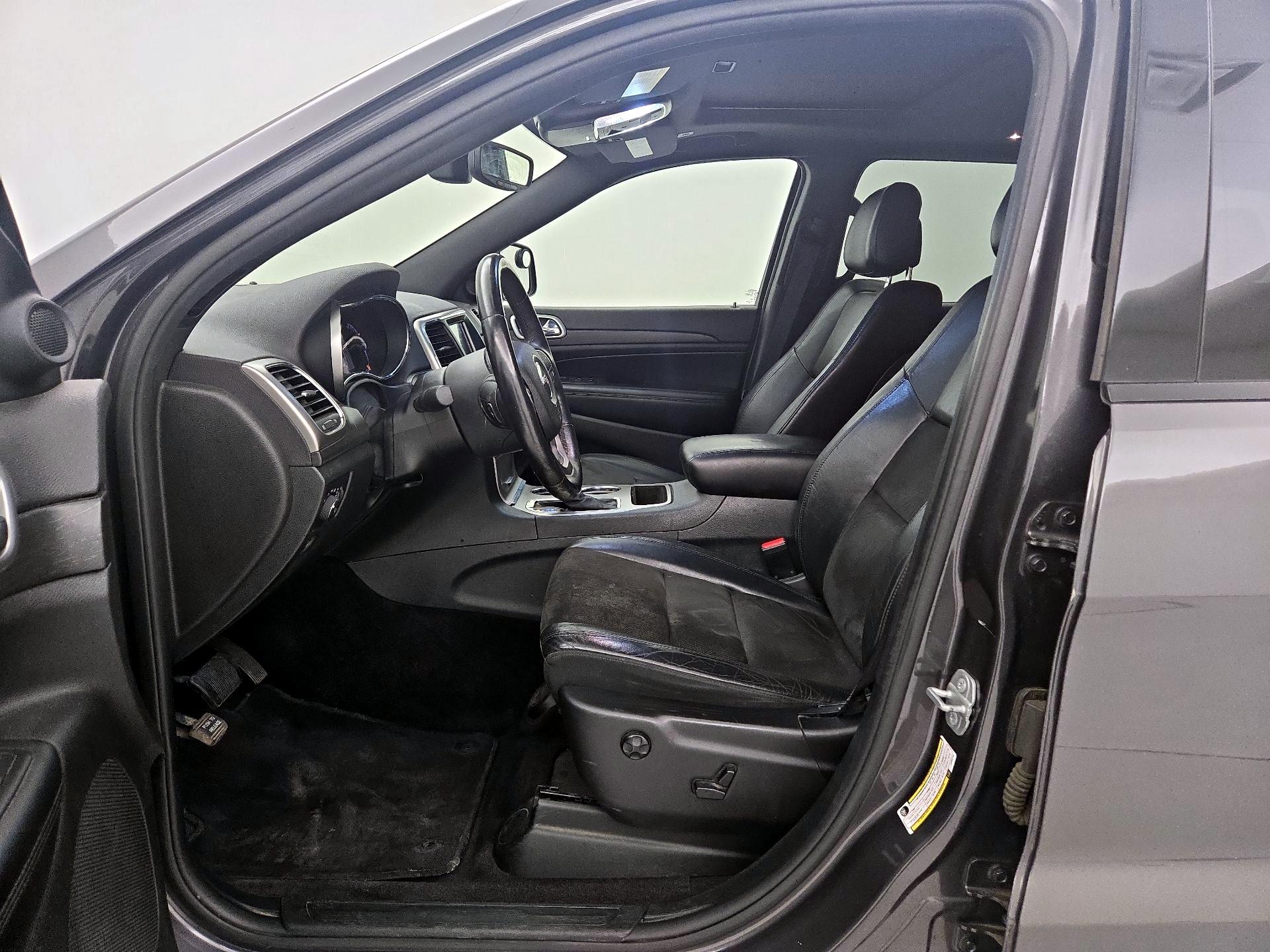 Thumbnail: 2018 Jeep Grand Cherokee - 11