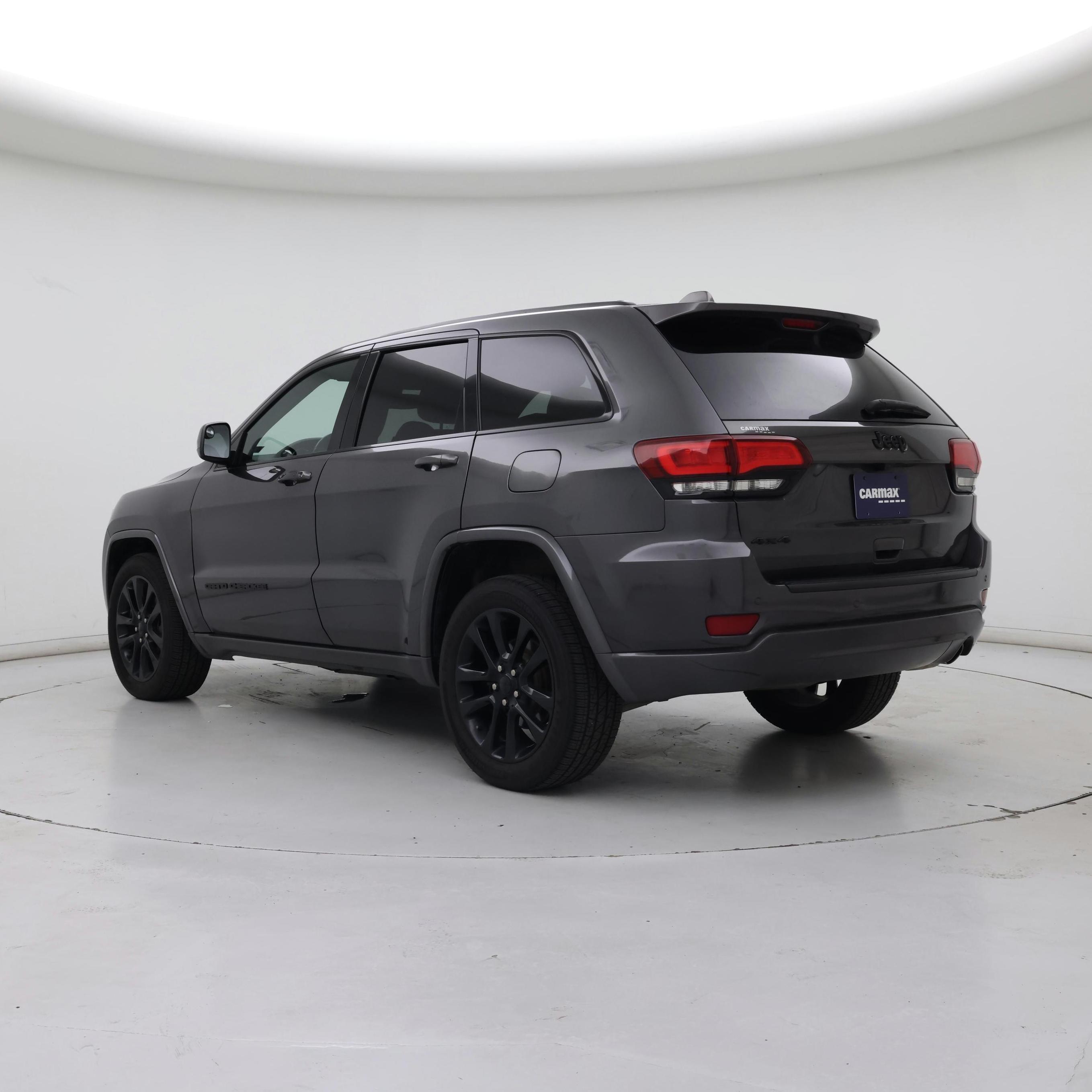 Thumbnail: 2018 Jeep Grand Cherokee - 2