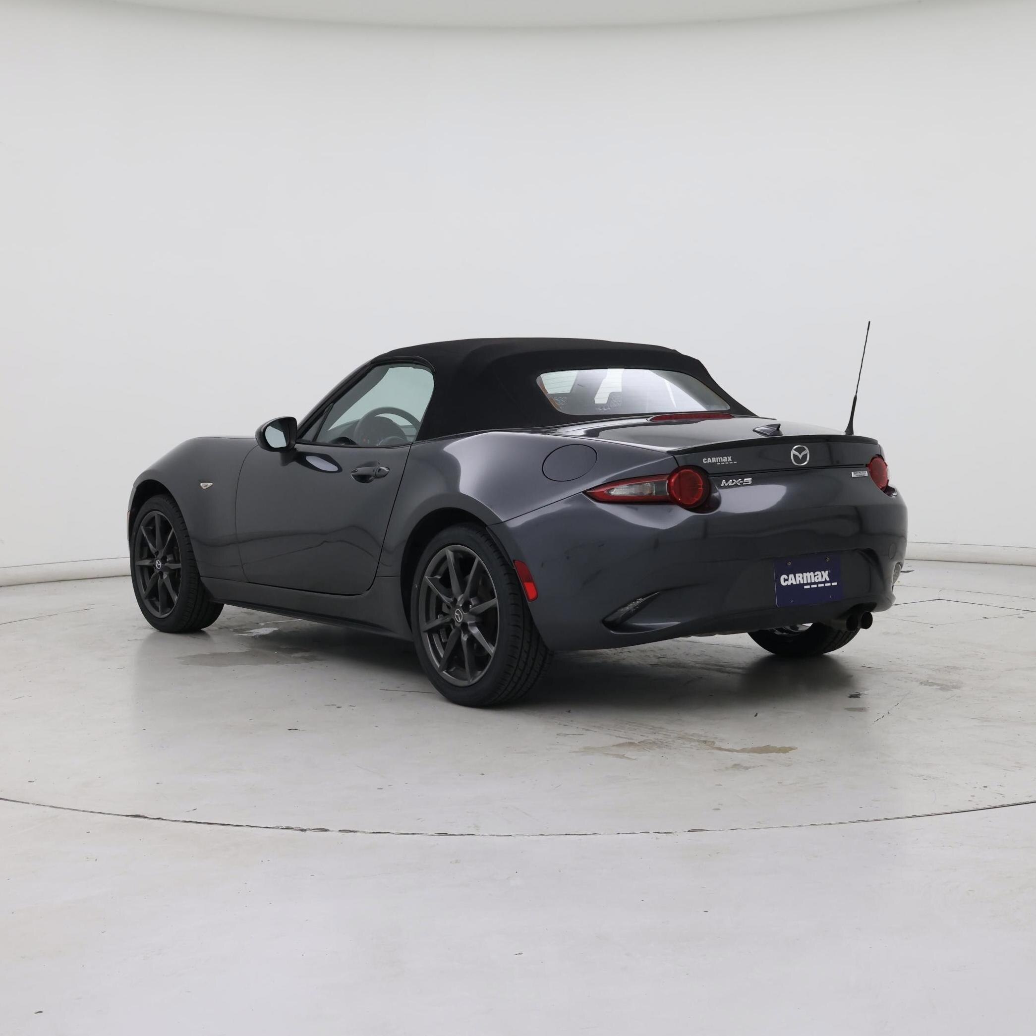 Thumbnail: 2016 Mazda MX-5 Miata - 2