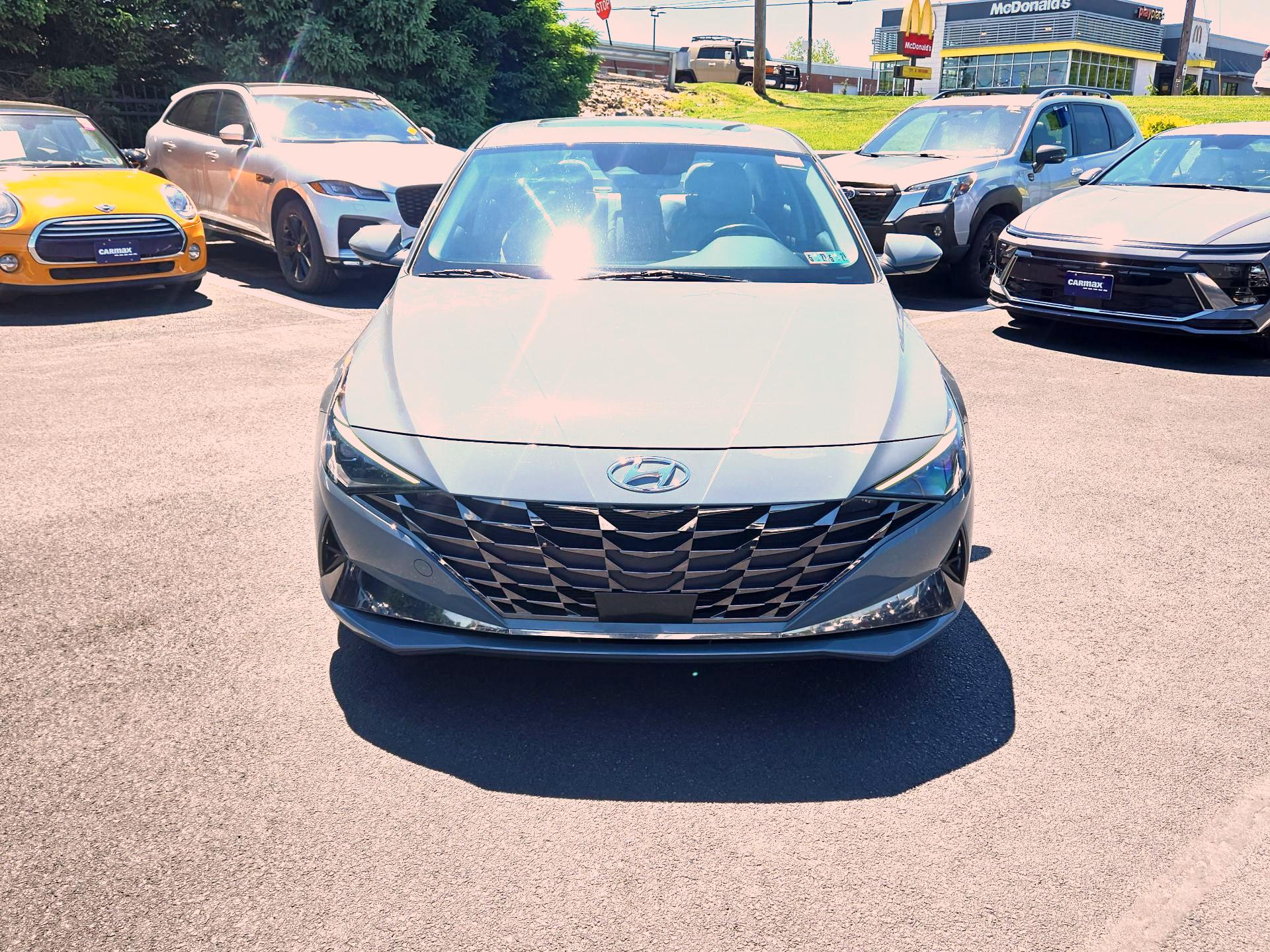 Thumbnail: 2021 Hyundai Elantra - 2