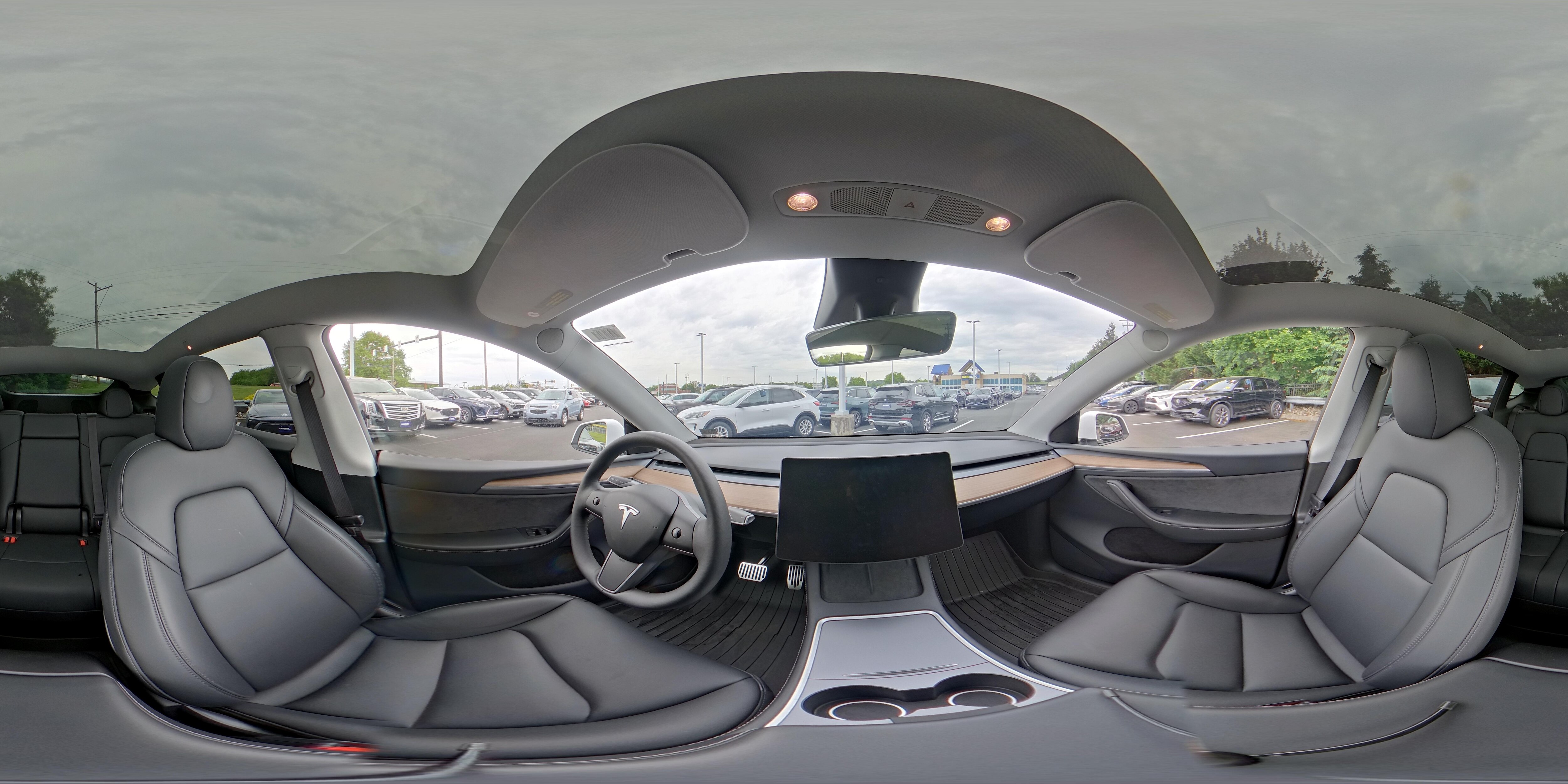 2024 Tesla Model Y Long Range - Photo 23