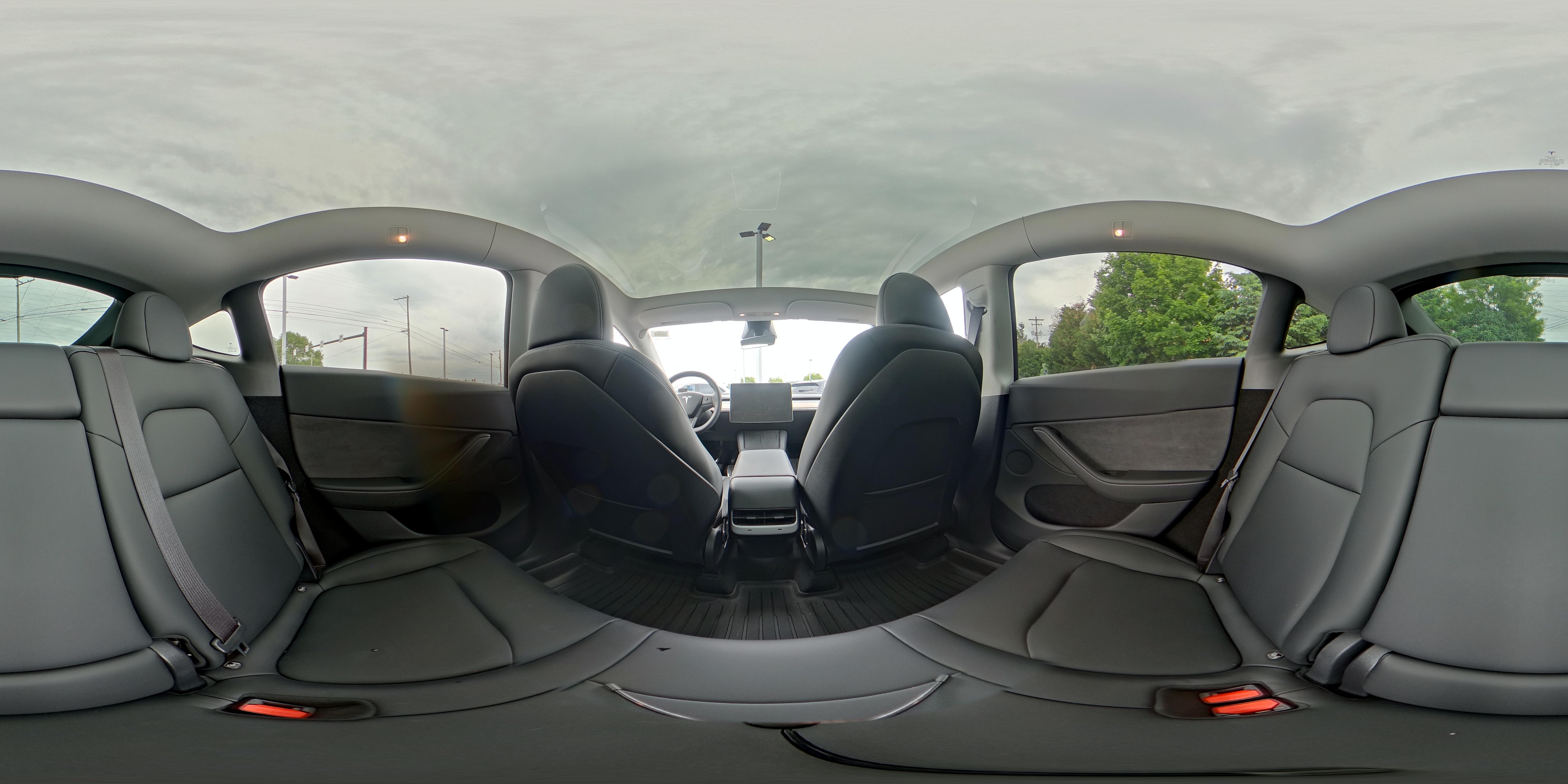 2024 Tesla Model Y Long Range - Photo 24