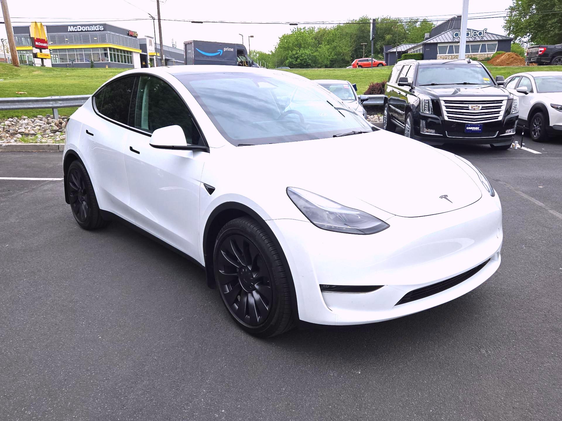 Thumbnail: 2024 Tesla Model Y - 1